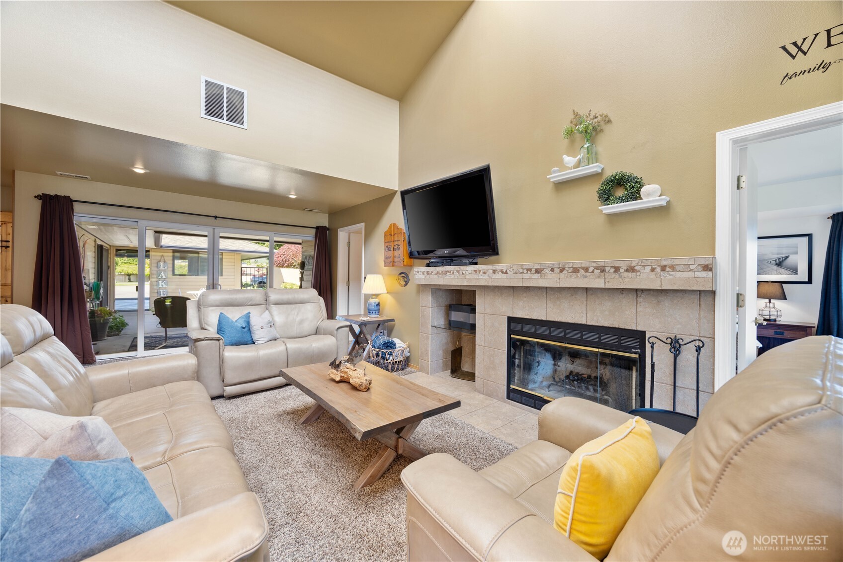515 Halmalka Highlands Court Unit: B