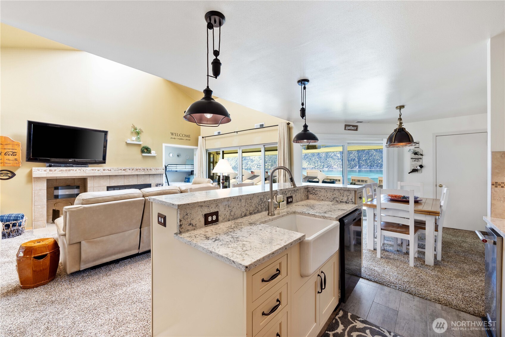 515 Halmalka Highlands Court Unit: B
