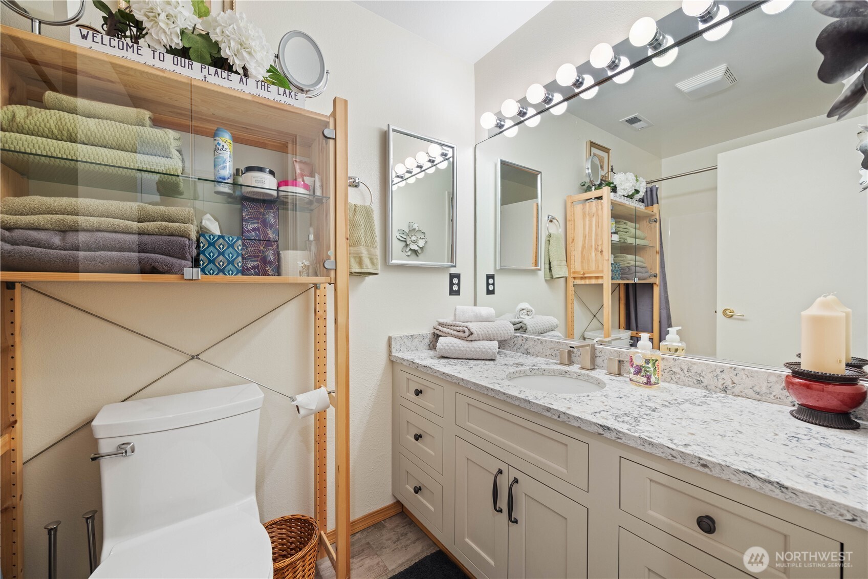515 Halmalka Highlands Court Unit: B