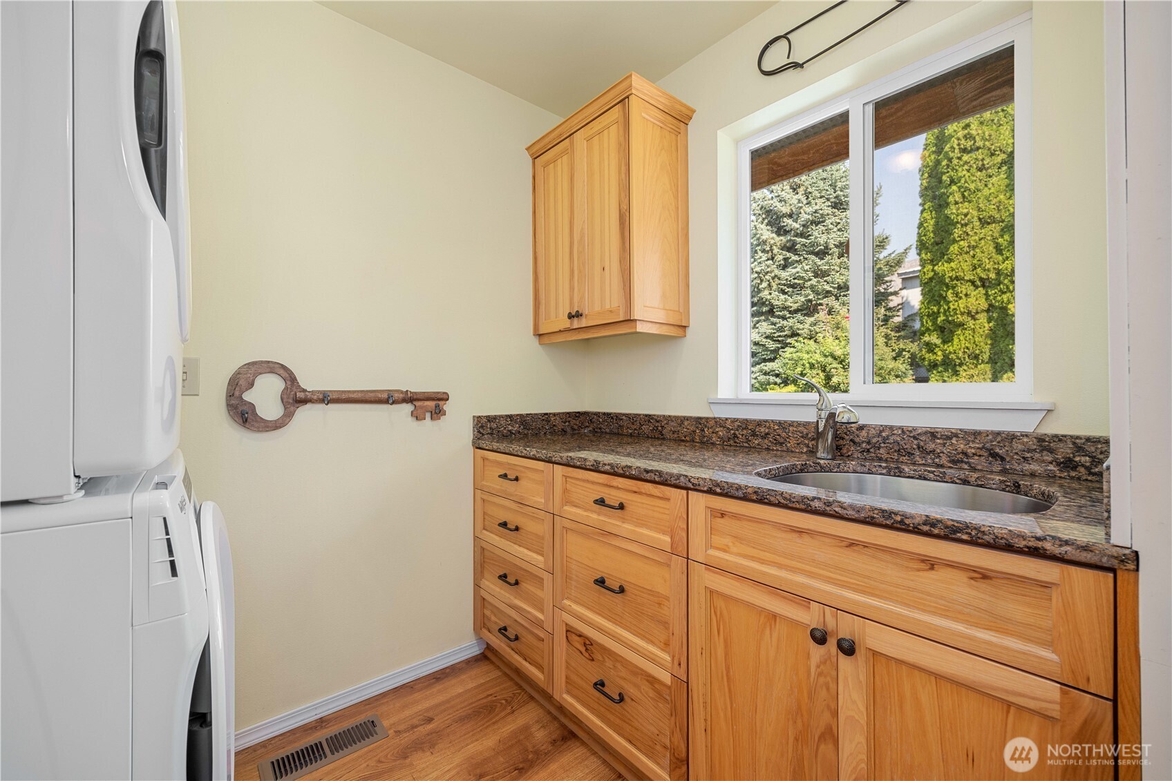 3245 Ivan Morse Road