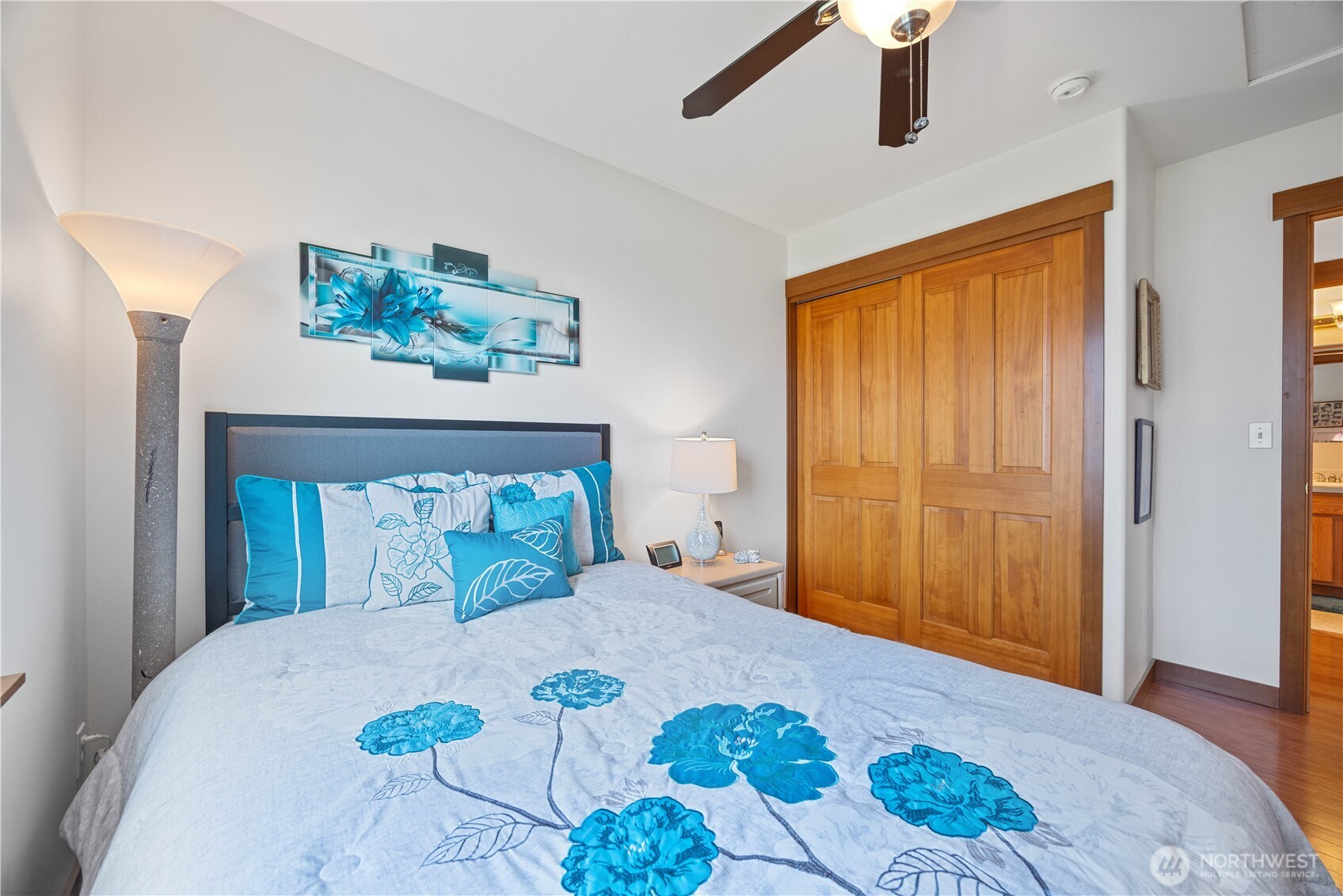 1190 Summit Boulevard