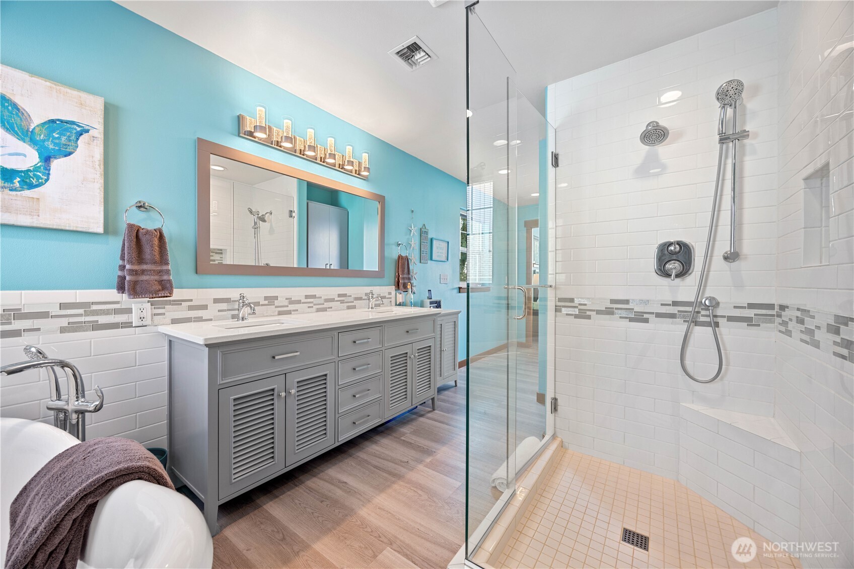 1190 Summit Boulevard