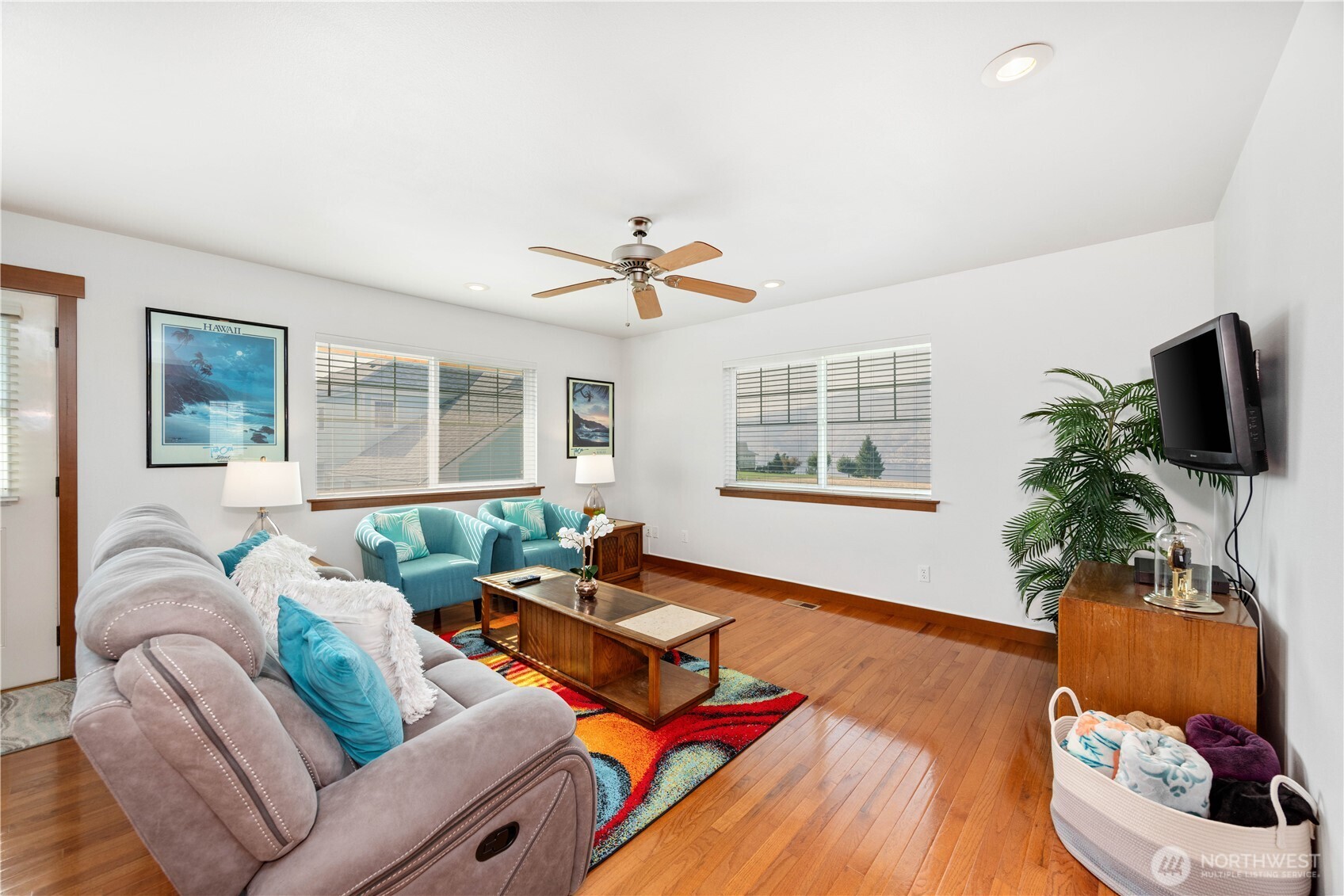 1190 Summit Boulevard