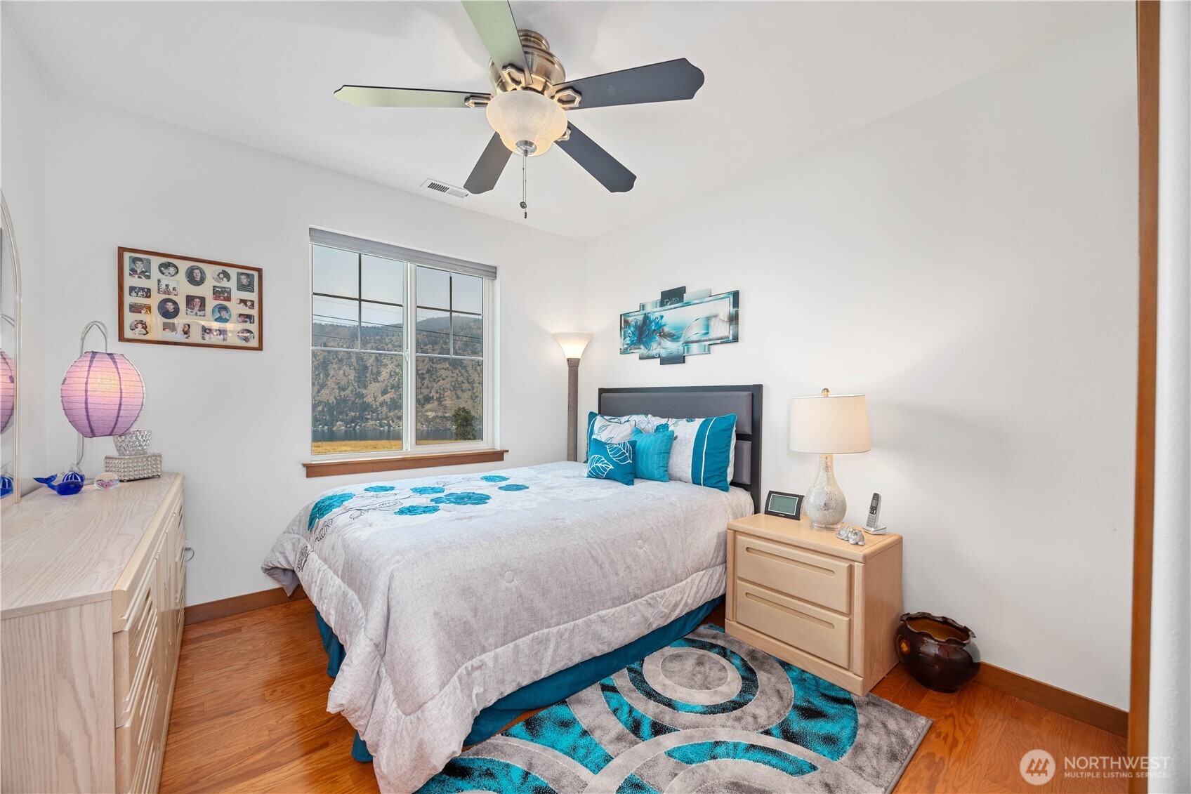 1190 Summit Boulevard