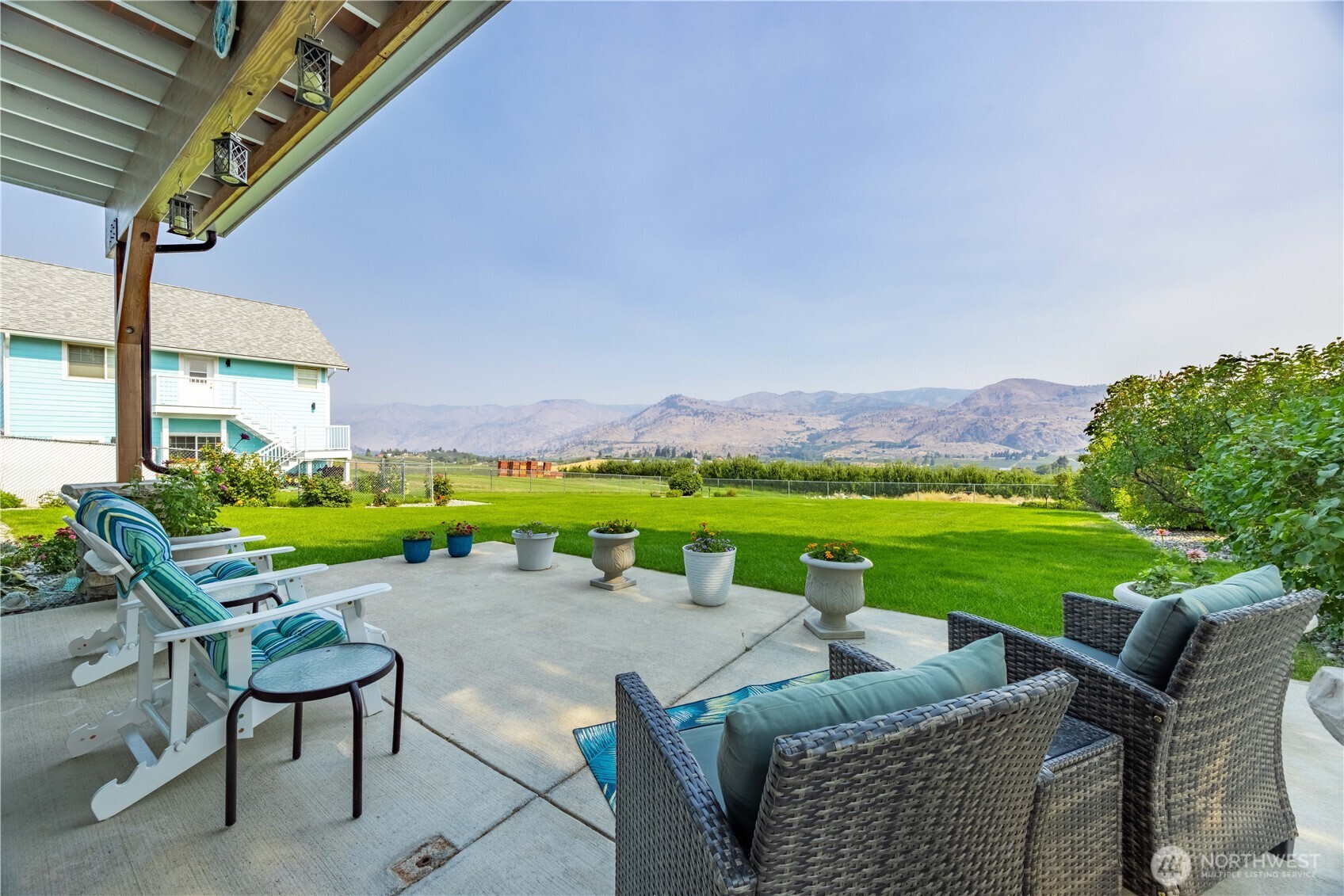 1190 Summit Boulevard