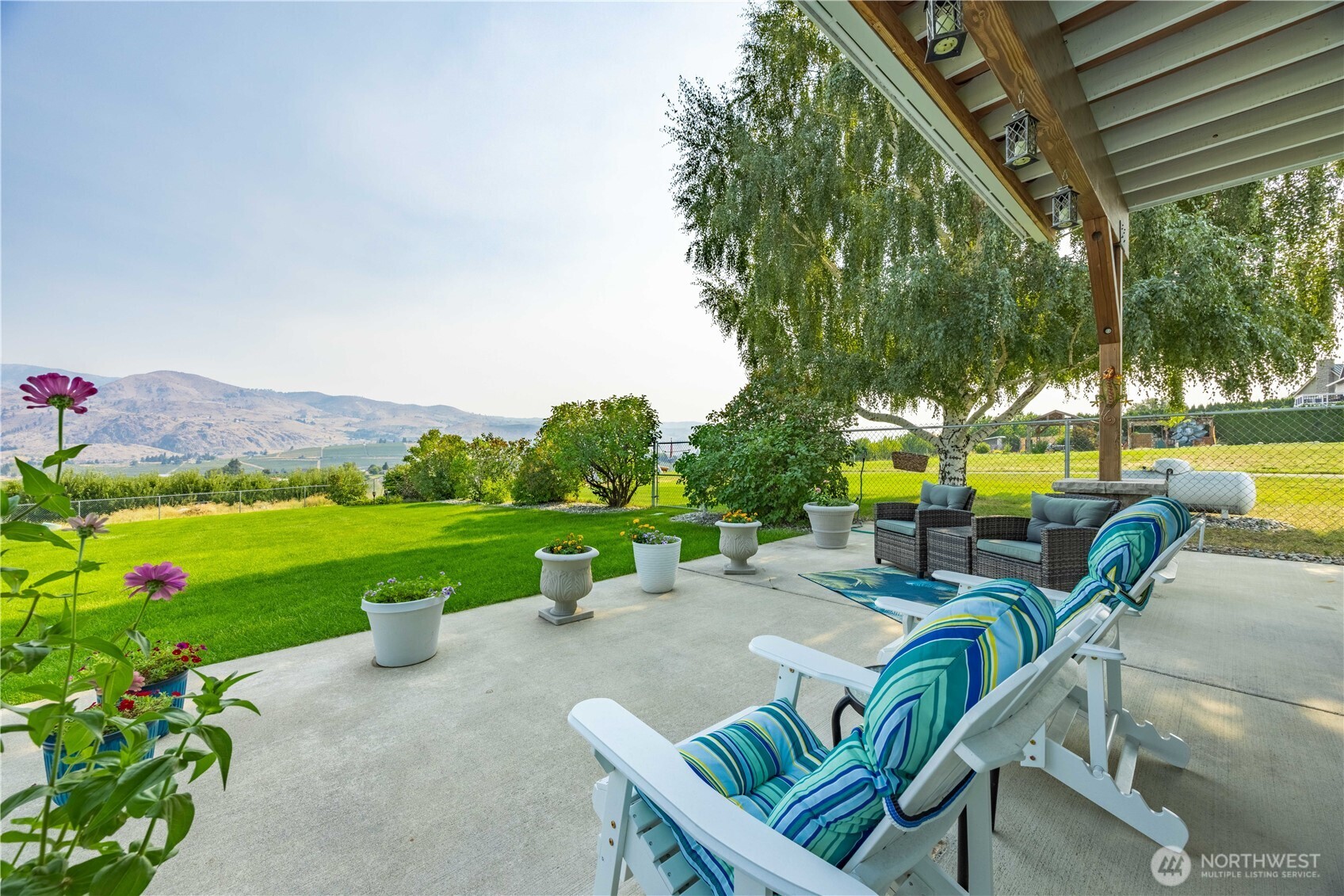 1190 Summit Boulevard