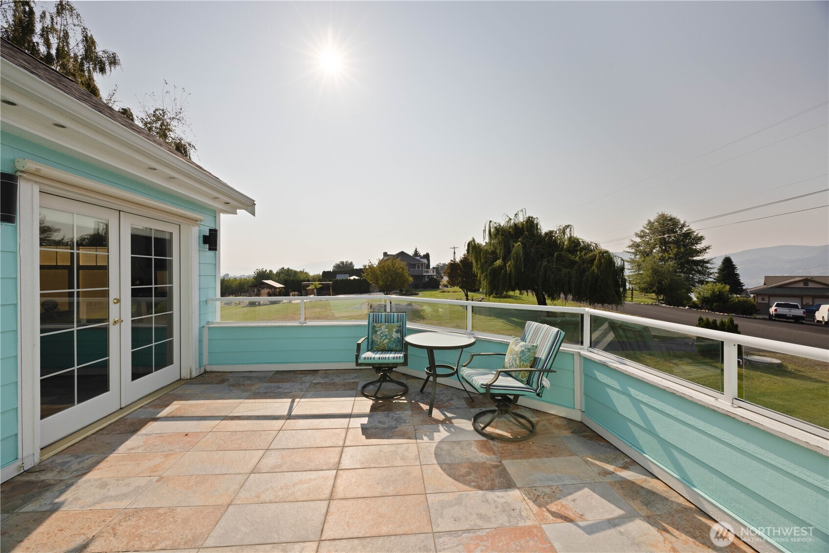 1190 Summit Boulevard