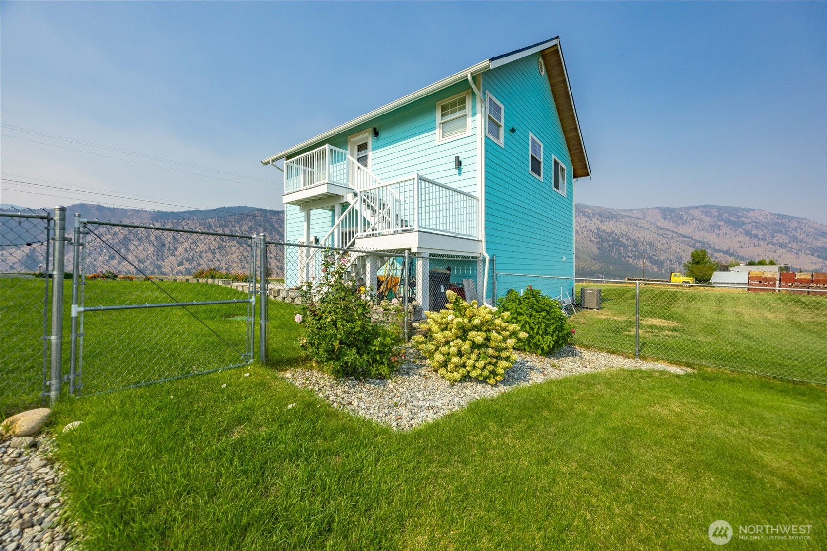 1190 Summit Boulevard