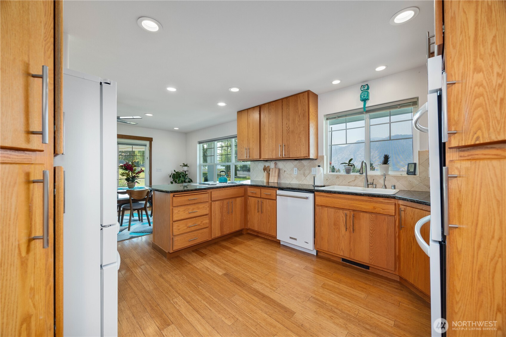 1190 Summit Boulevard