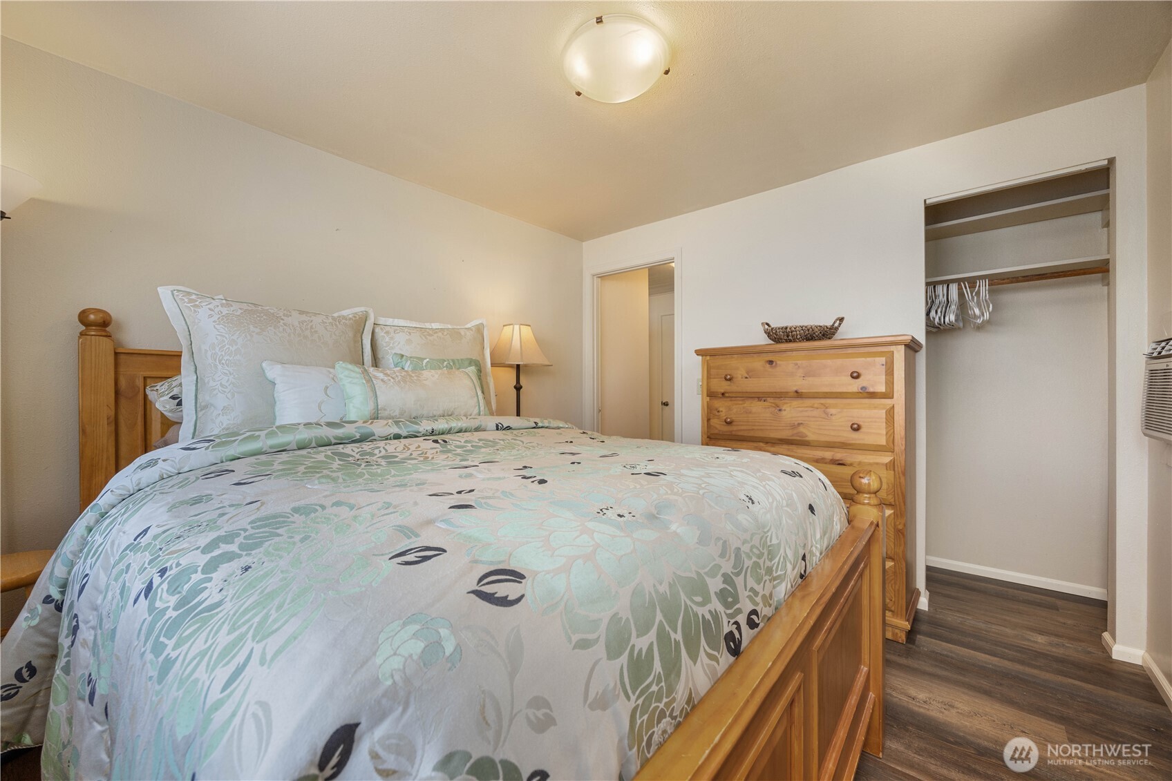 3132 S Lakeshore Road