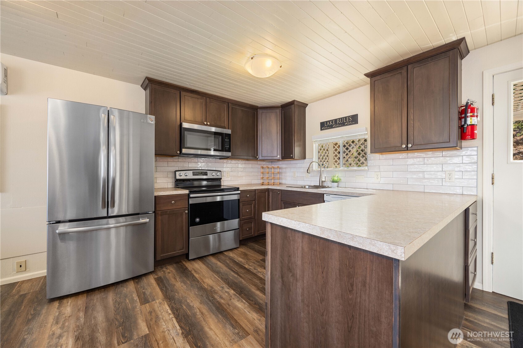 3132 S Lakeshore Road