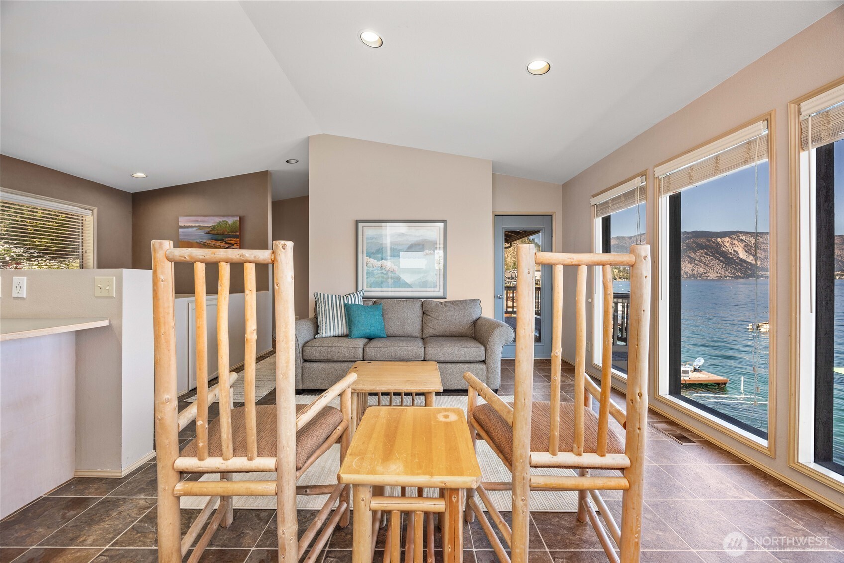 3150 S Lakeshore Road