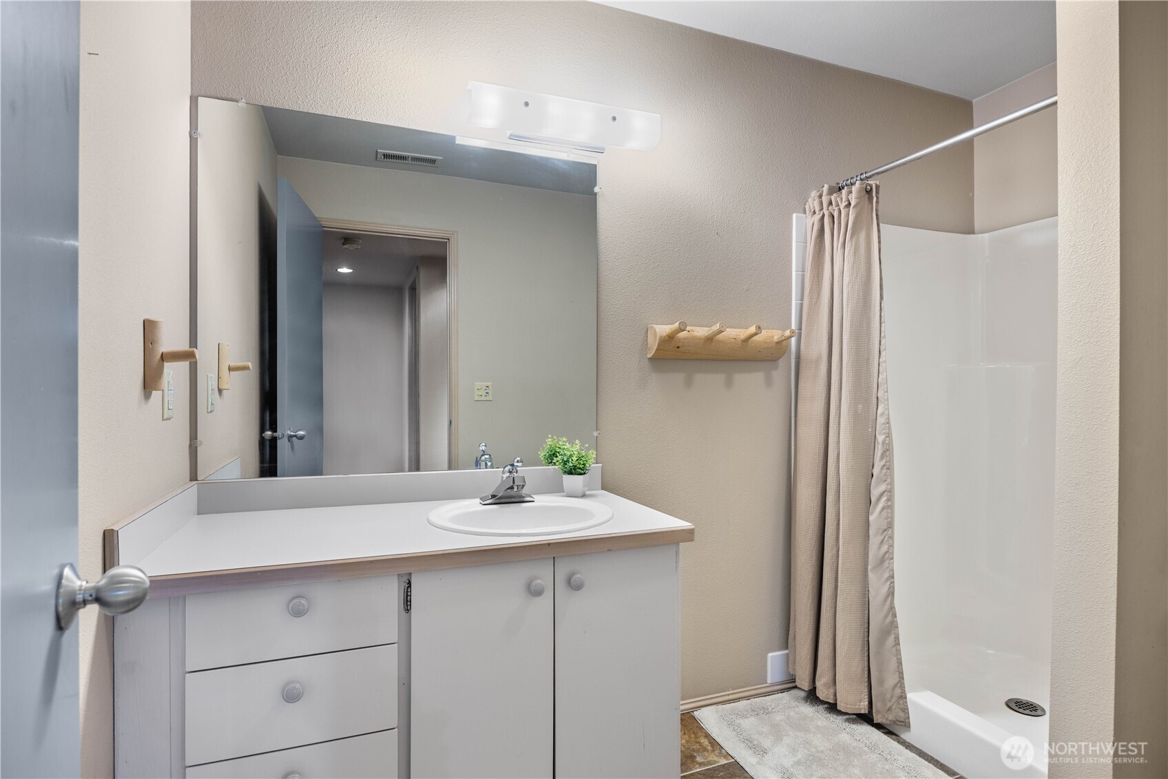 3150 & 3132 S Lakeshore Road