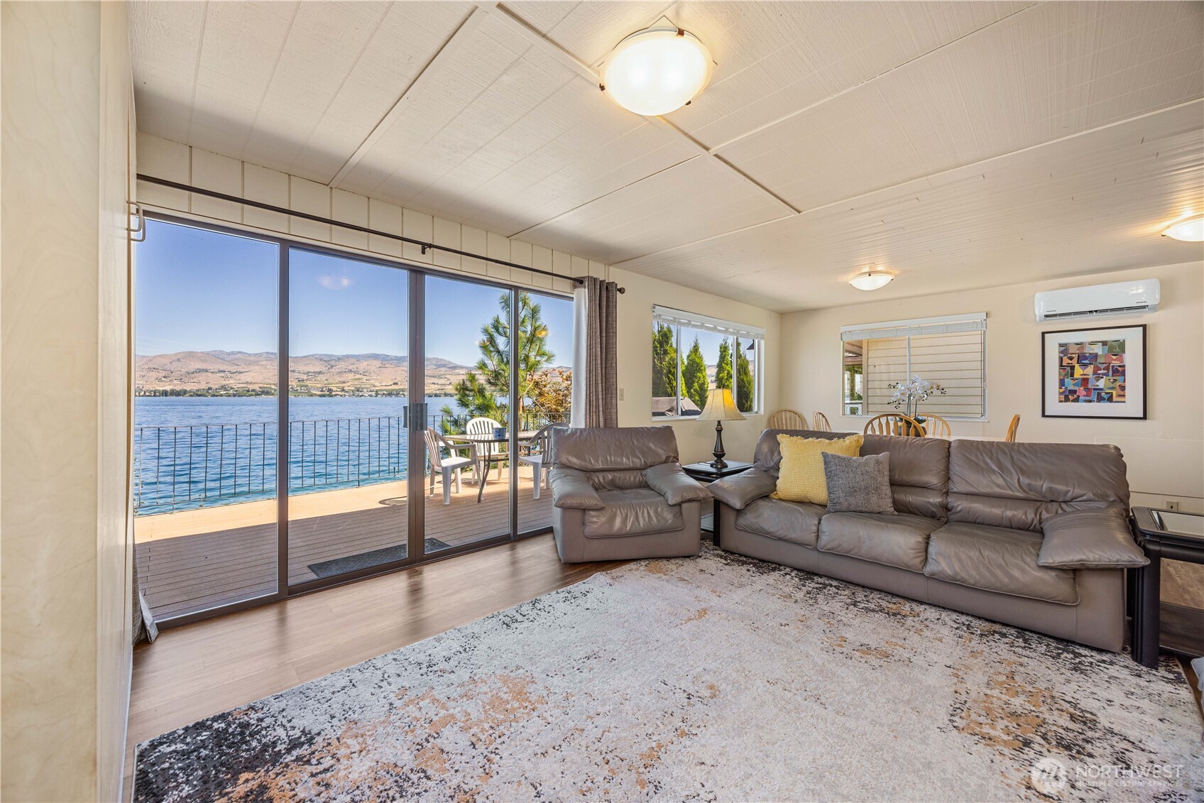 3150 & 3132 S Lakeshore Road