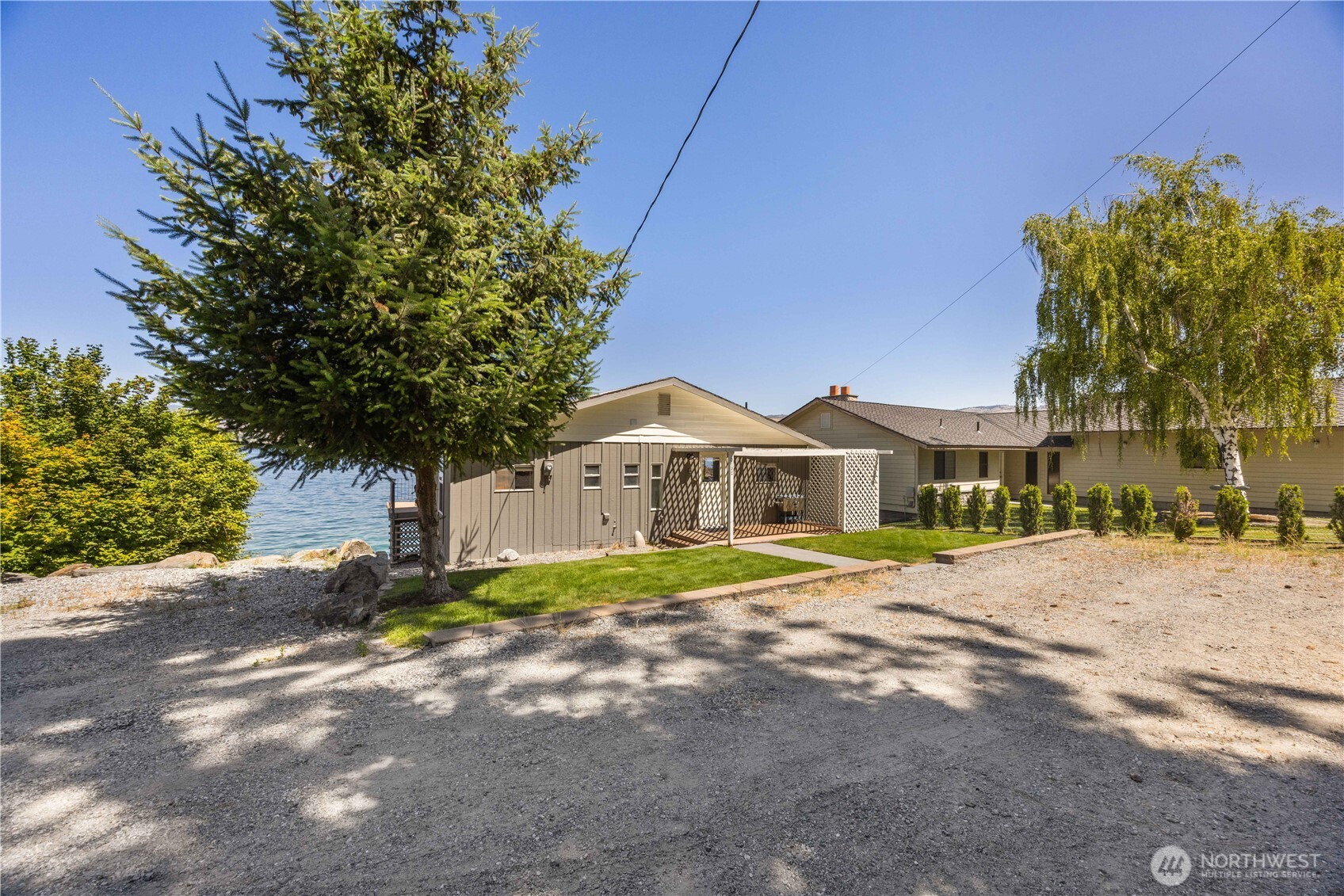 3150 & 3132 S Lakeshore Road