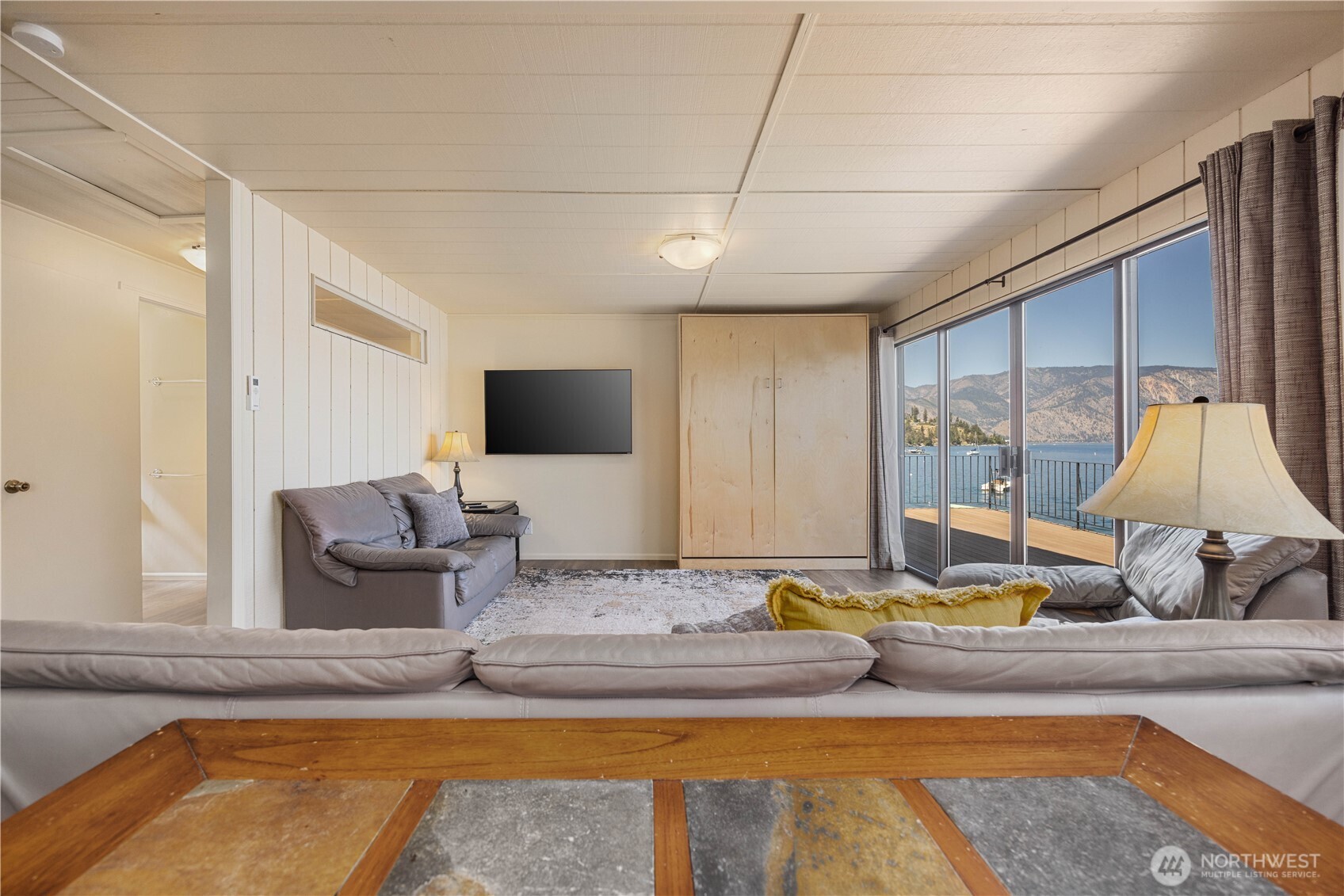 3150 & 3132 S Lakeshore Road