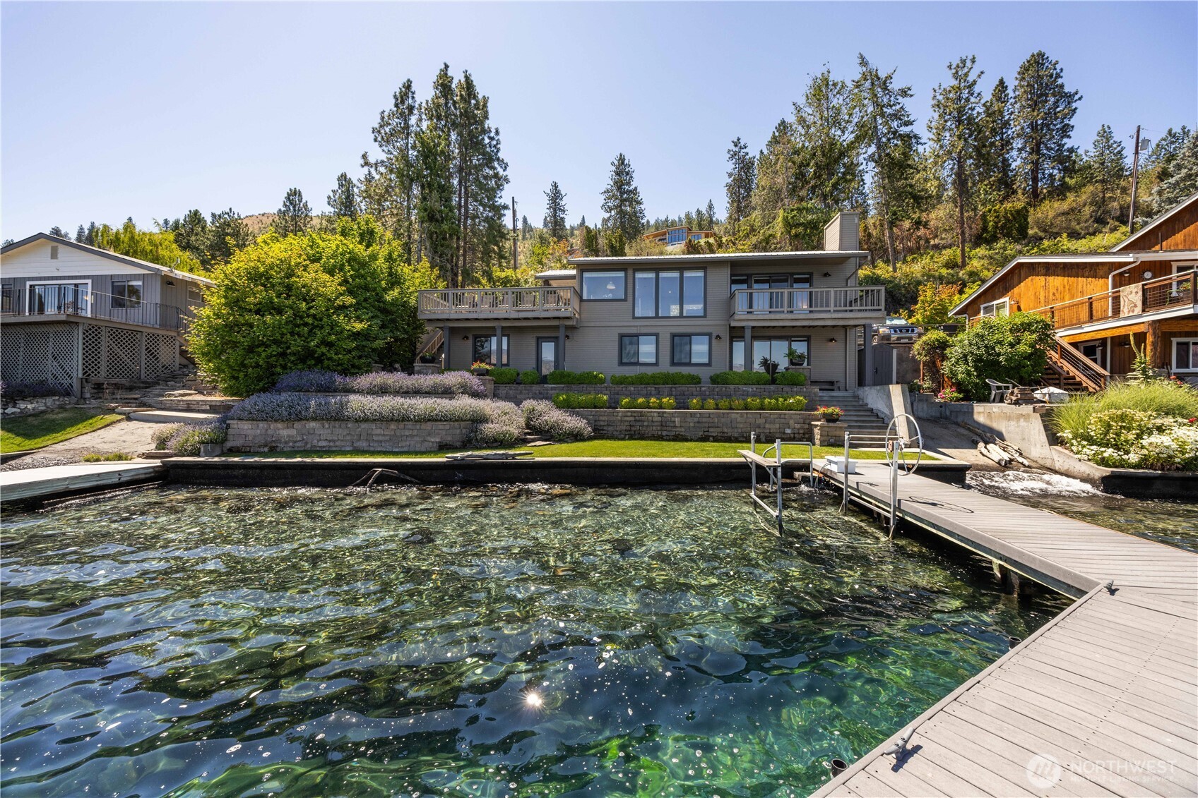 3150 & 3132 S Lakeshore Road