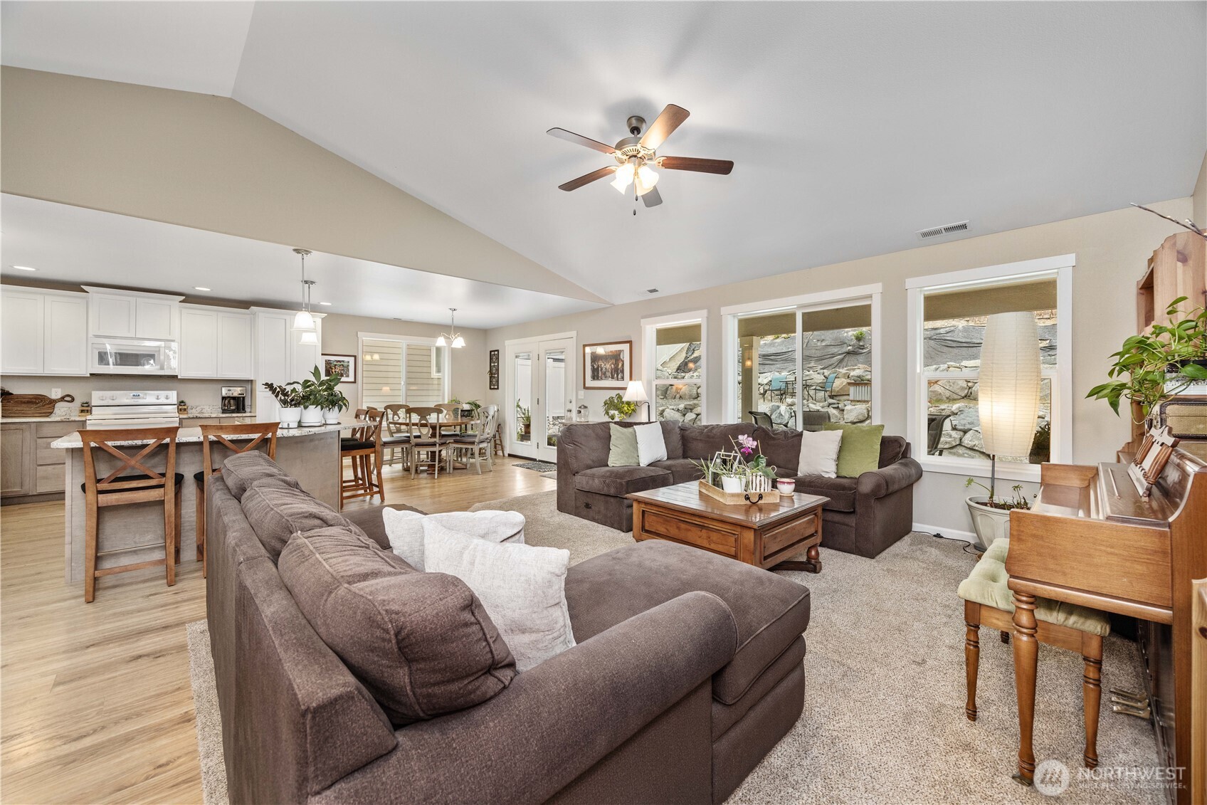 479 Spring View Place