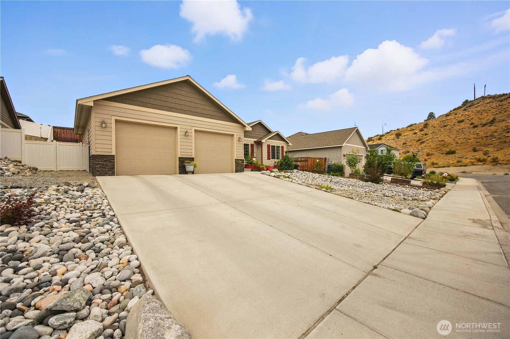 479 Spring View Place