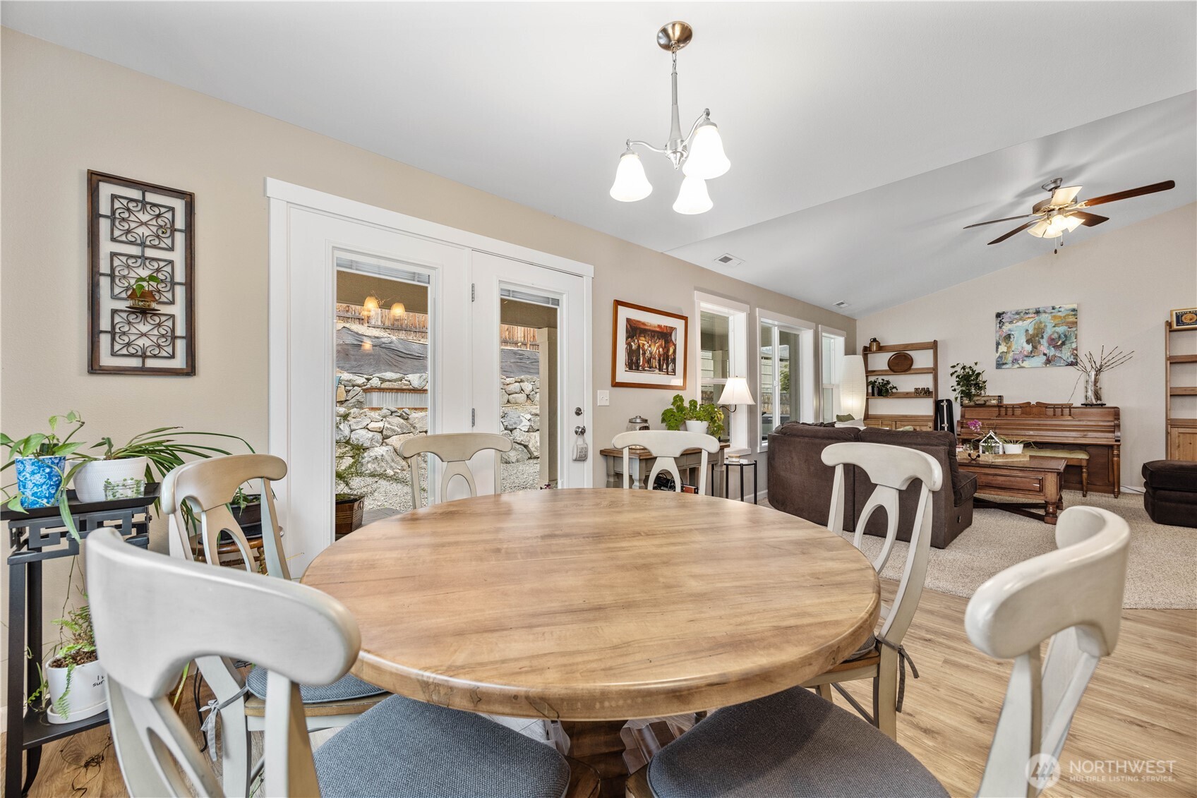 479 Spring View Place