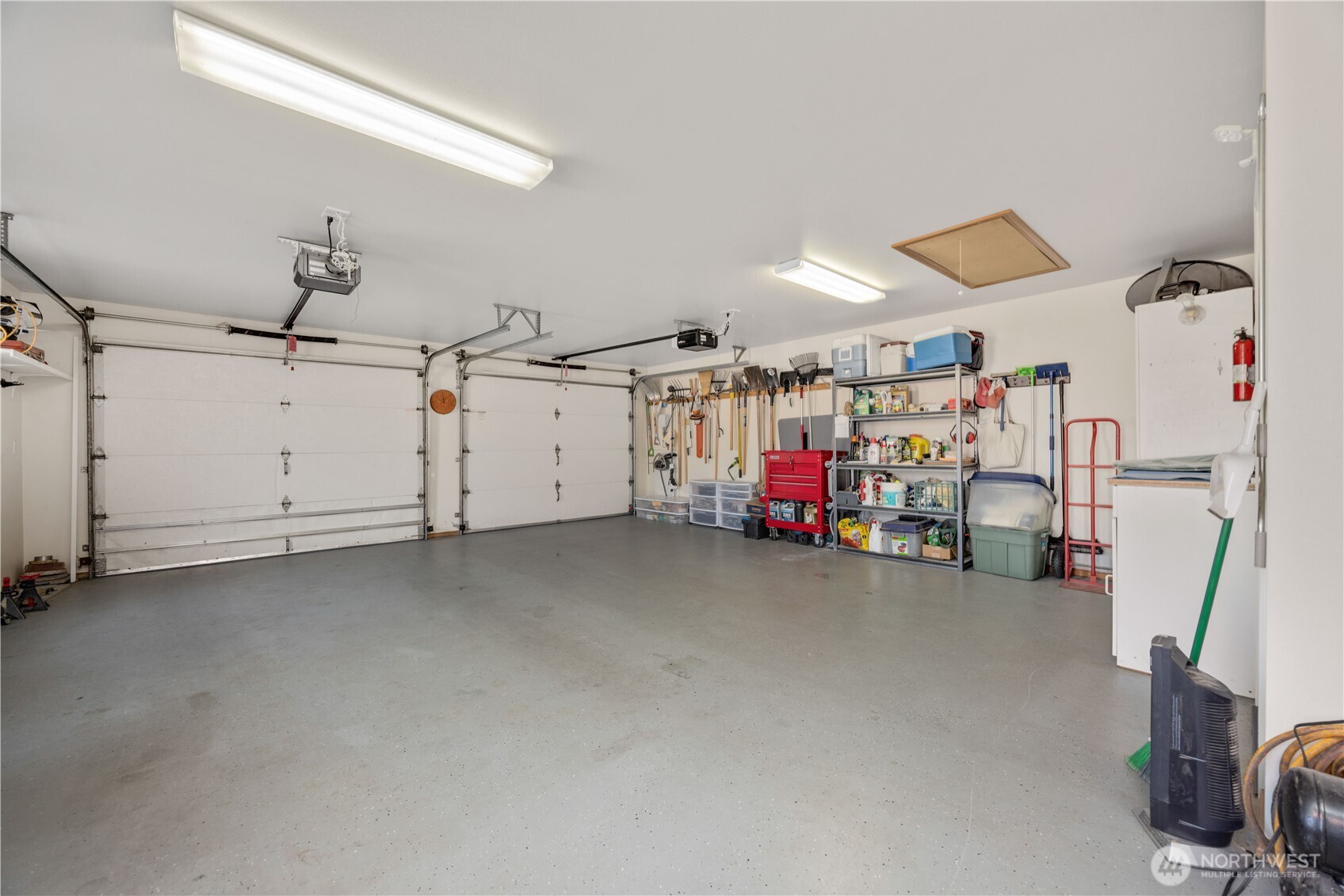 2885 Lakeshore Drive