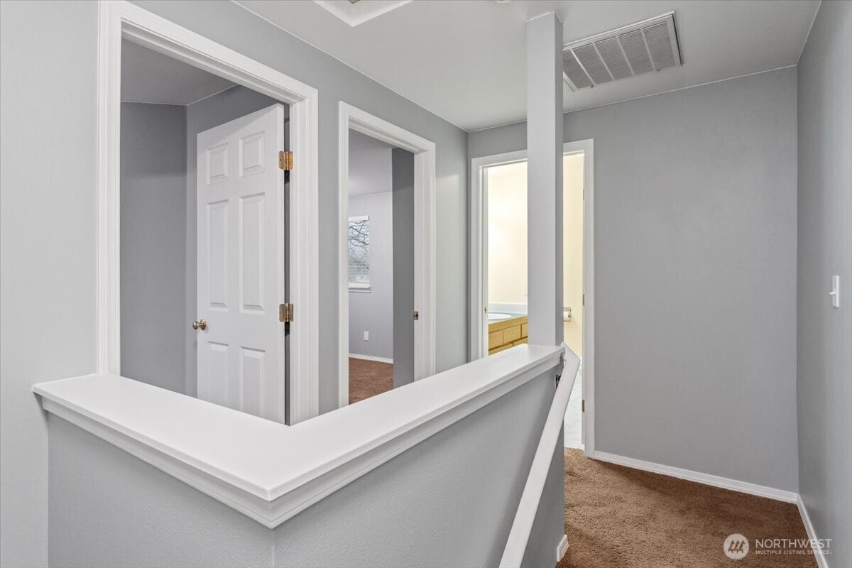316 E Wapato Avenue Unit: 1