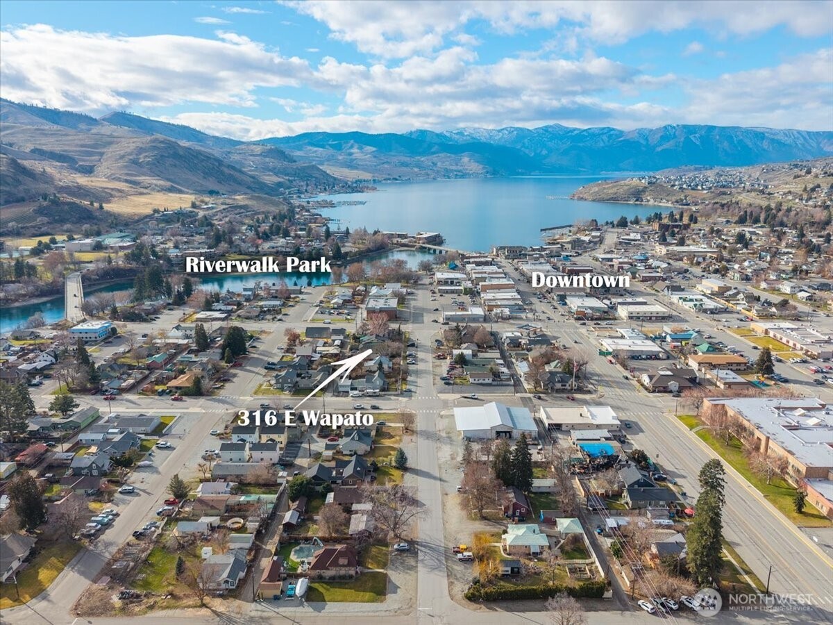 316 E Wapato Avenue Unit: 1