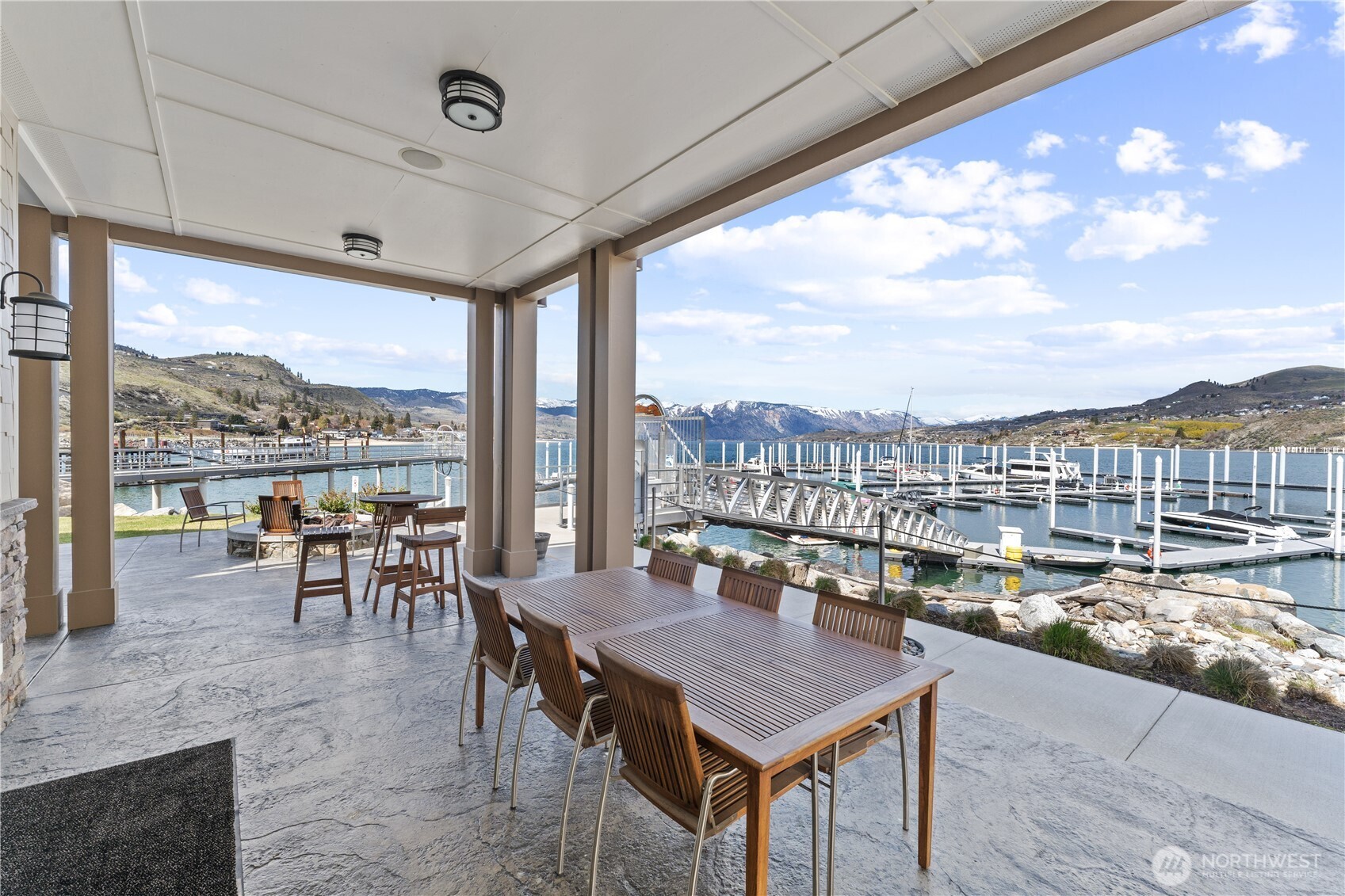 1350 W Woodin Avenue Unit: C29