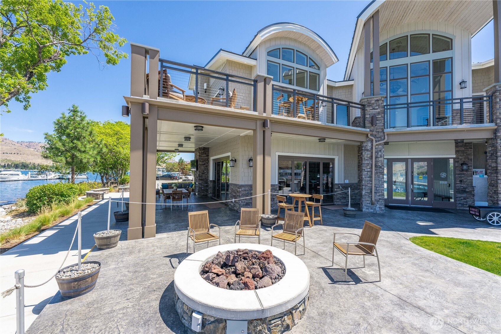 1350 W Woodin Avenue Unit: C29