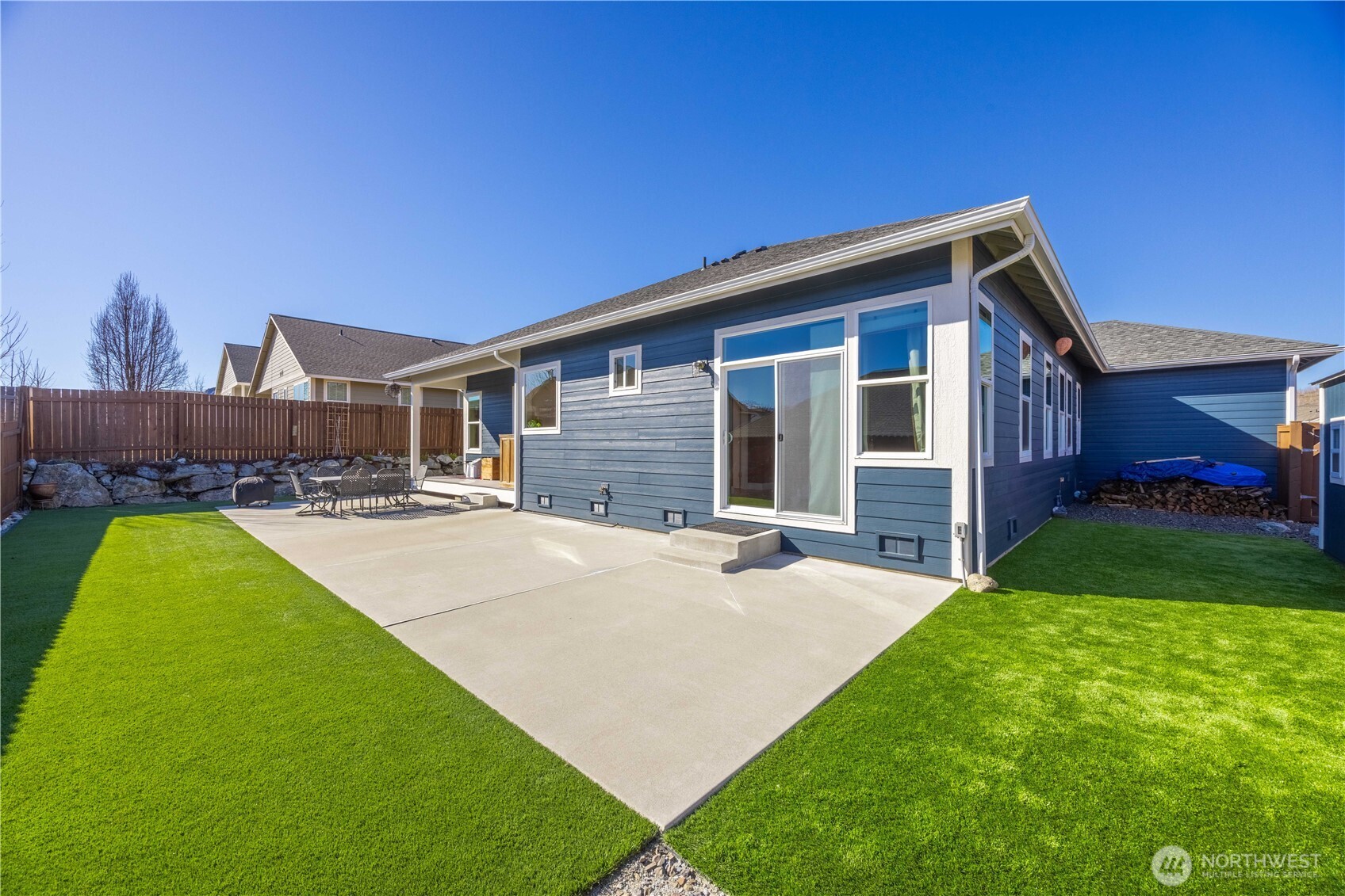 444 Hilltop Place