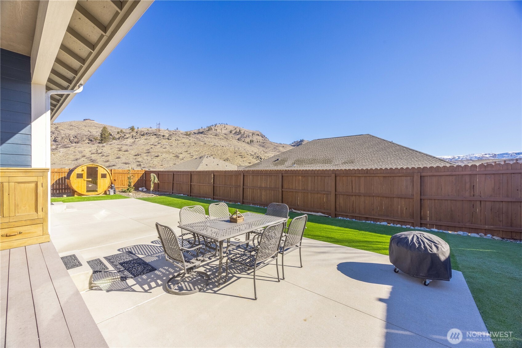 444 Hilltop Place