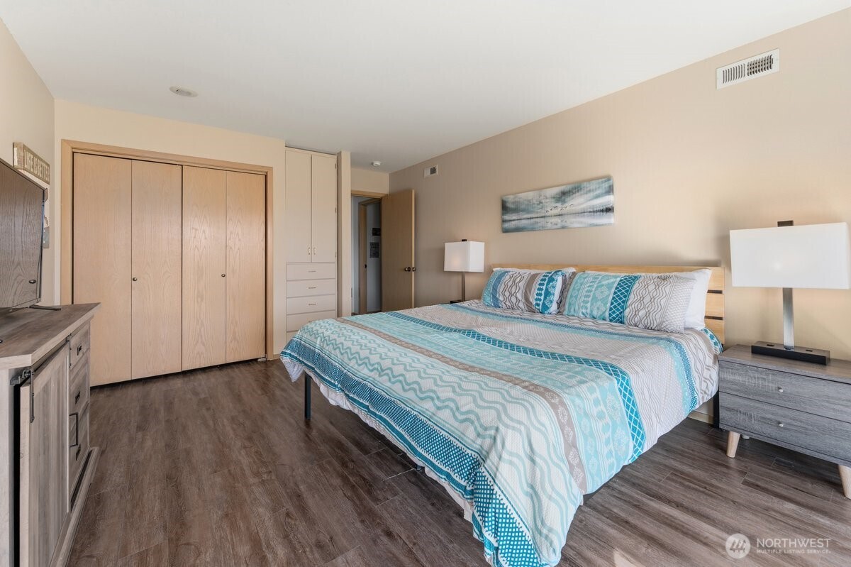 1 Halmalka Court Unit: 509A