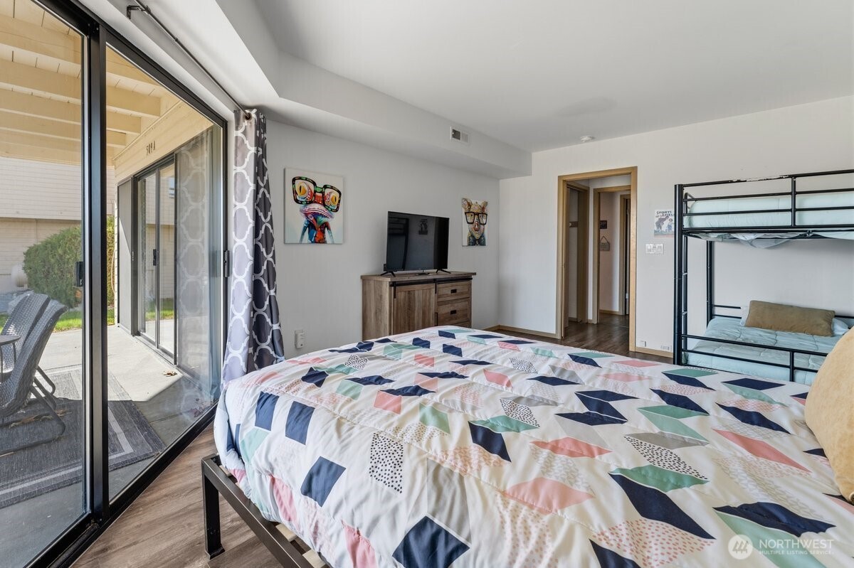1 Halmalka Court Unit: 509A