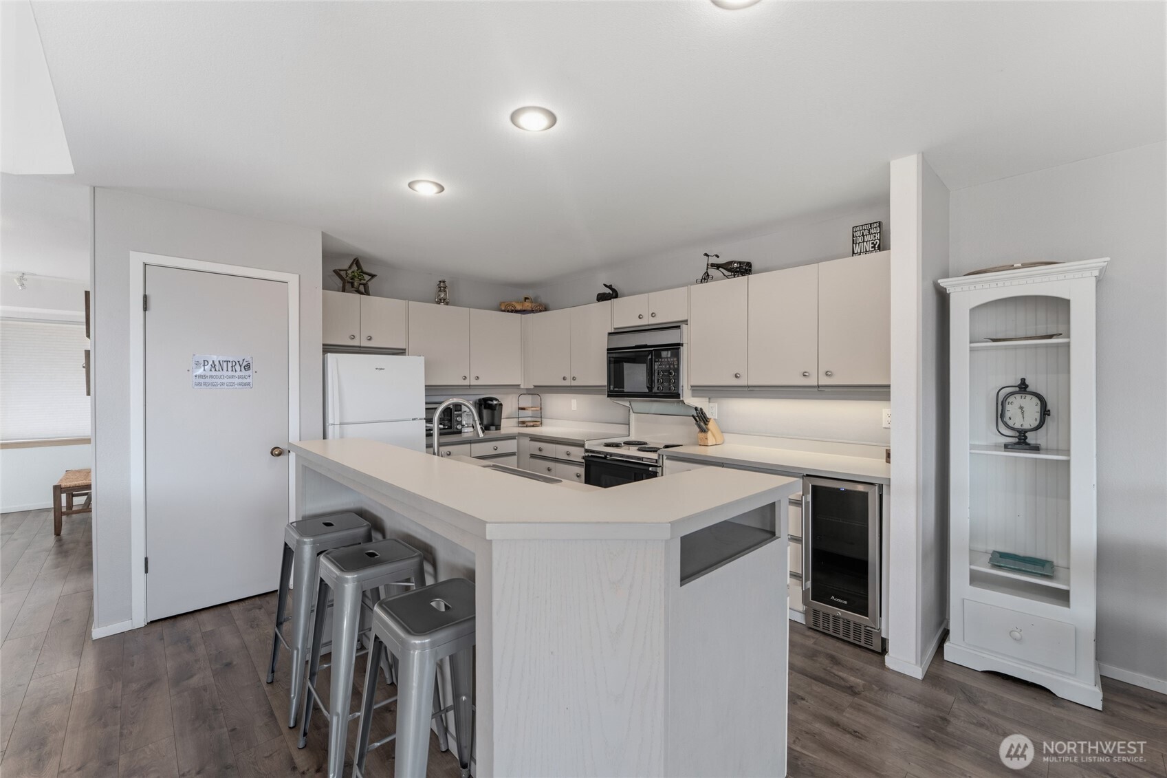 1 Halmalka Court Unit: 509A