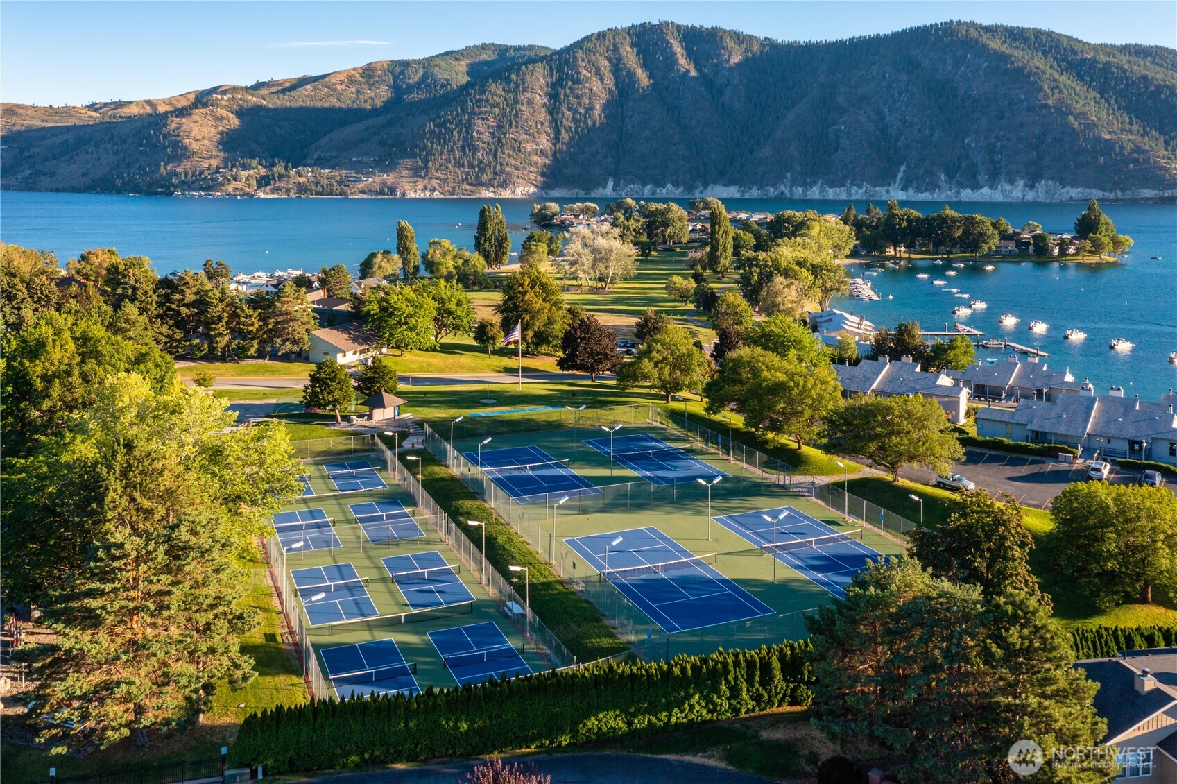 1 Halmalka Court Unit: 509A