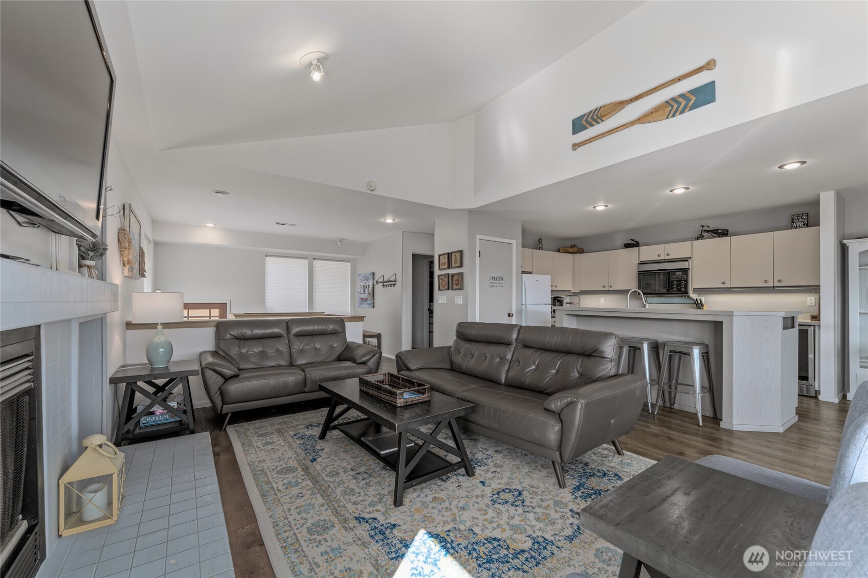 1 Halmalka Court Unit: 509A