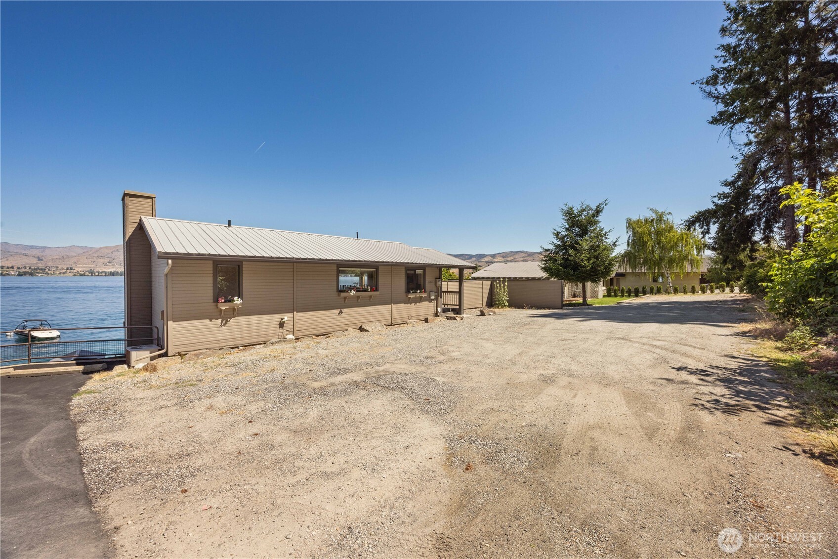 3150 S Lakeshore Road