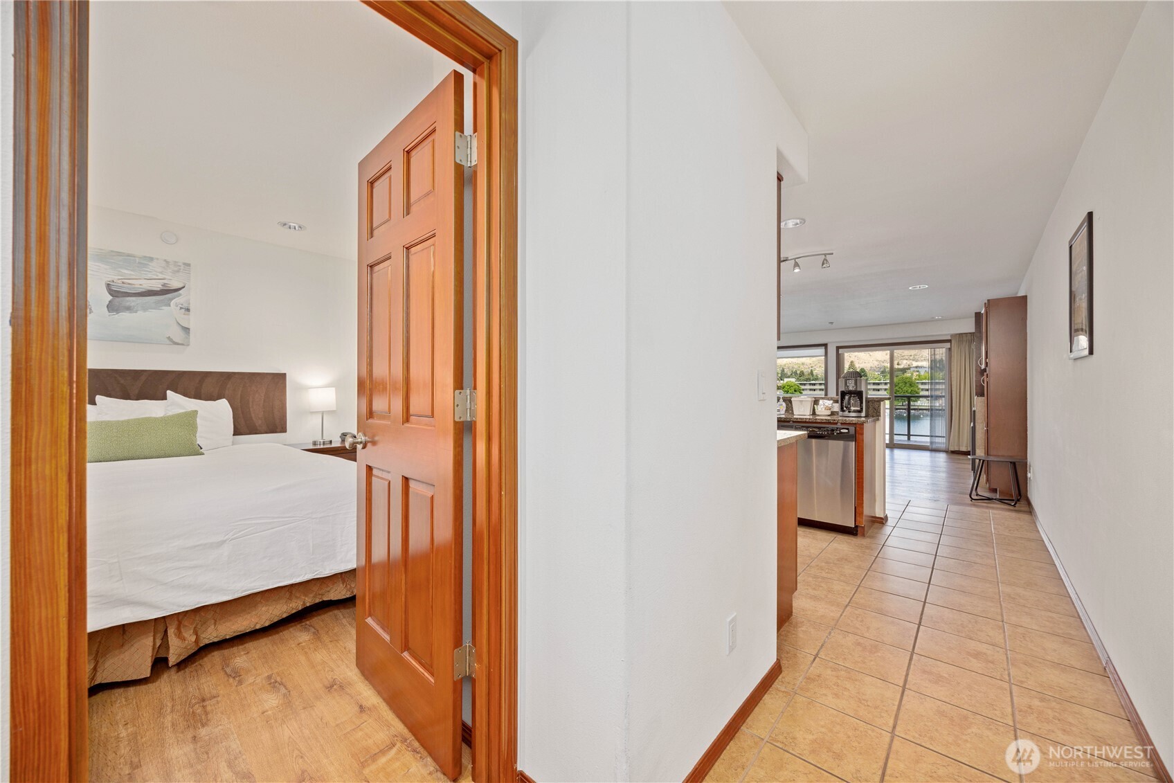 322 W Woodin Avenue Unit: 632