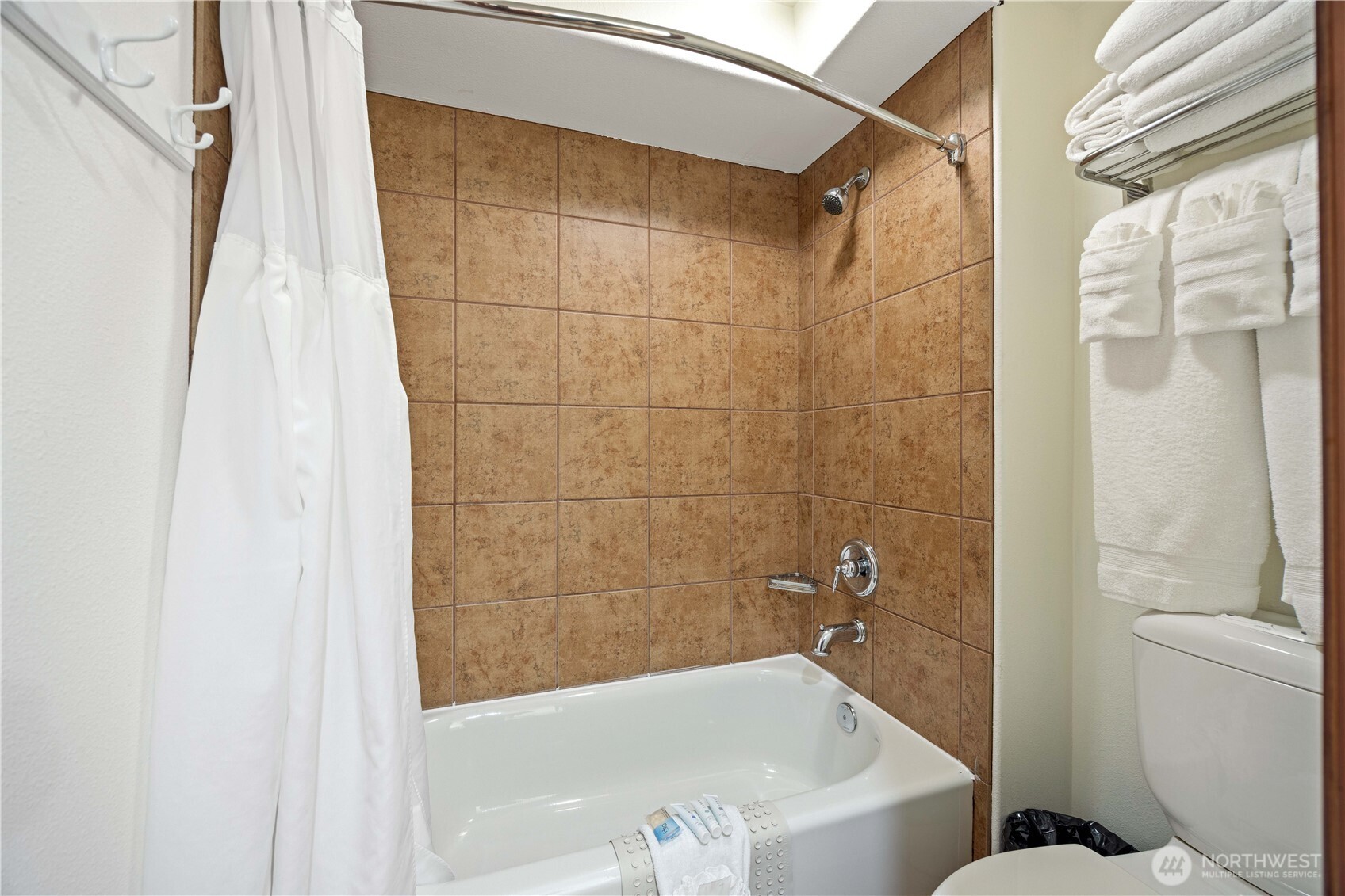 322 W Woodin Avenue Unit: 632