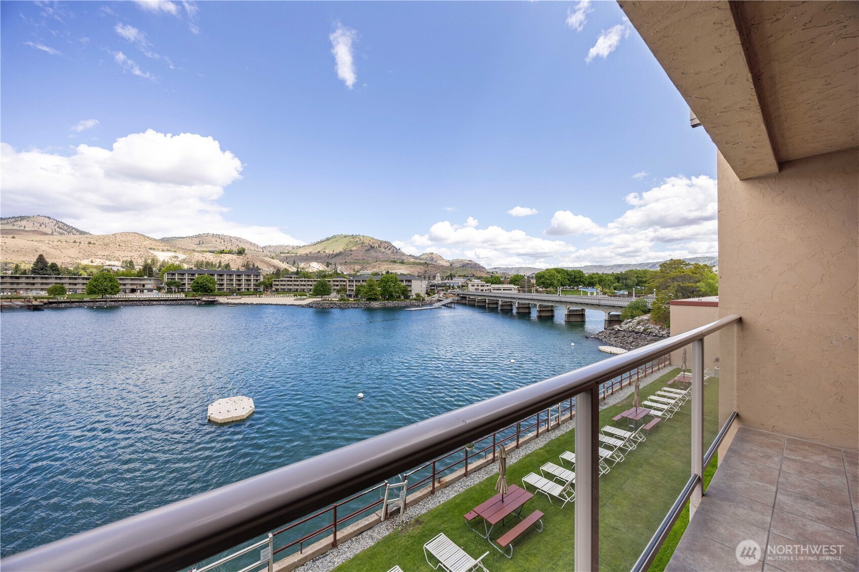 322 W Woodin Avenue Unit: 632