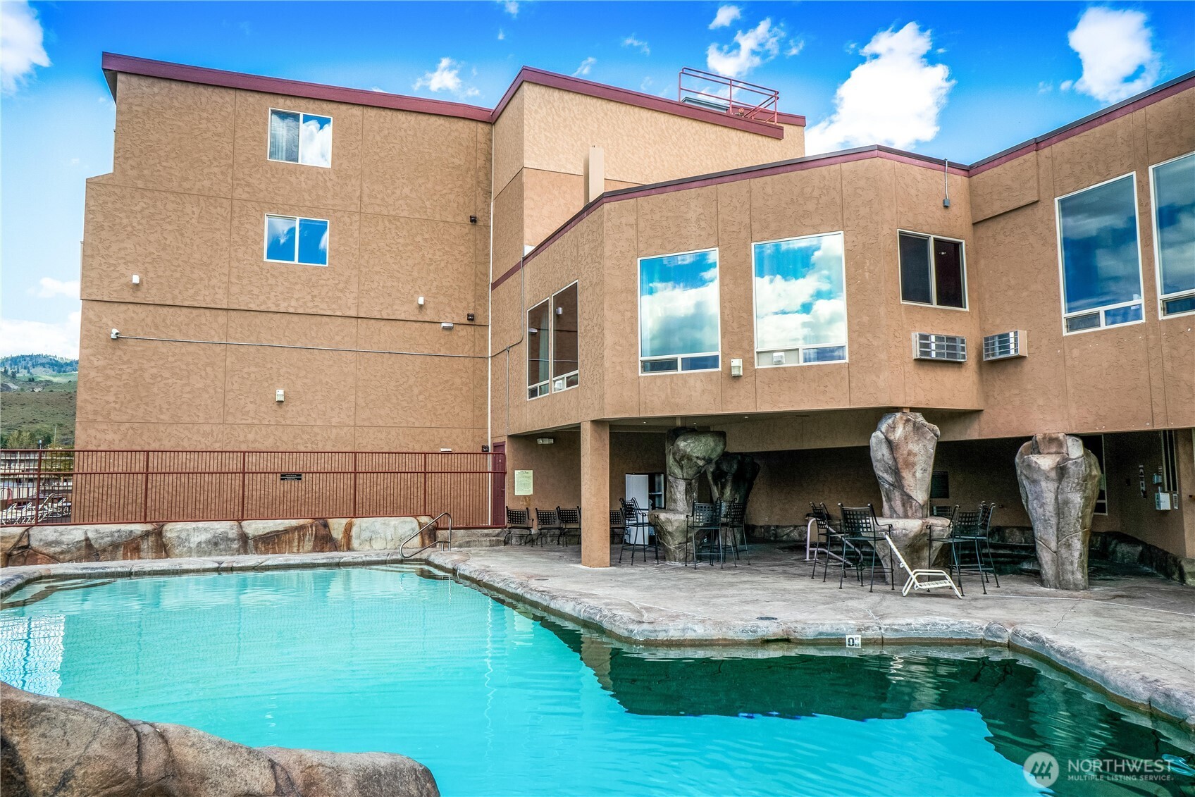 322 W Woodin Avenue Unit: 632