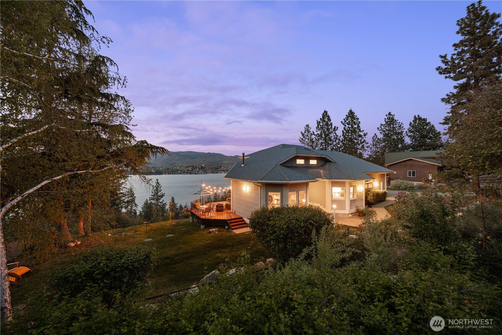 7420 Navarre Drive