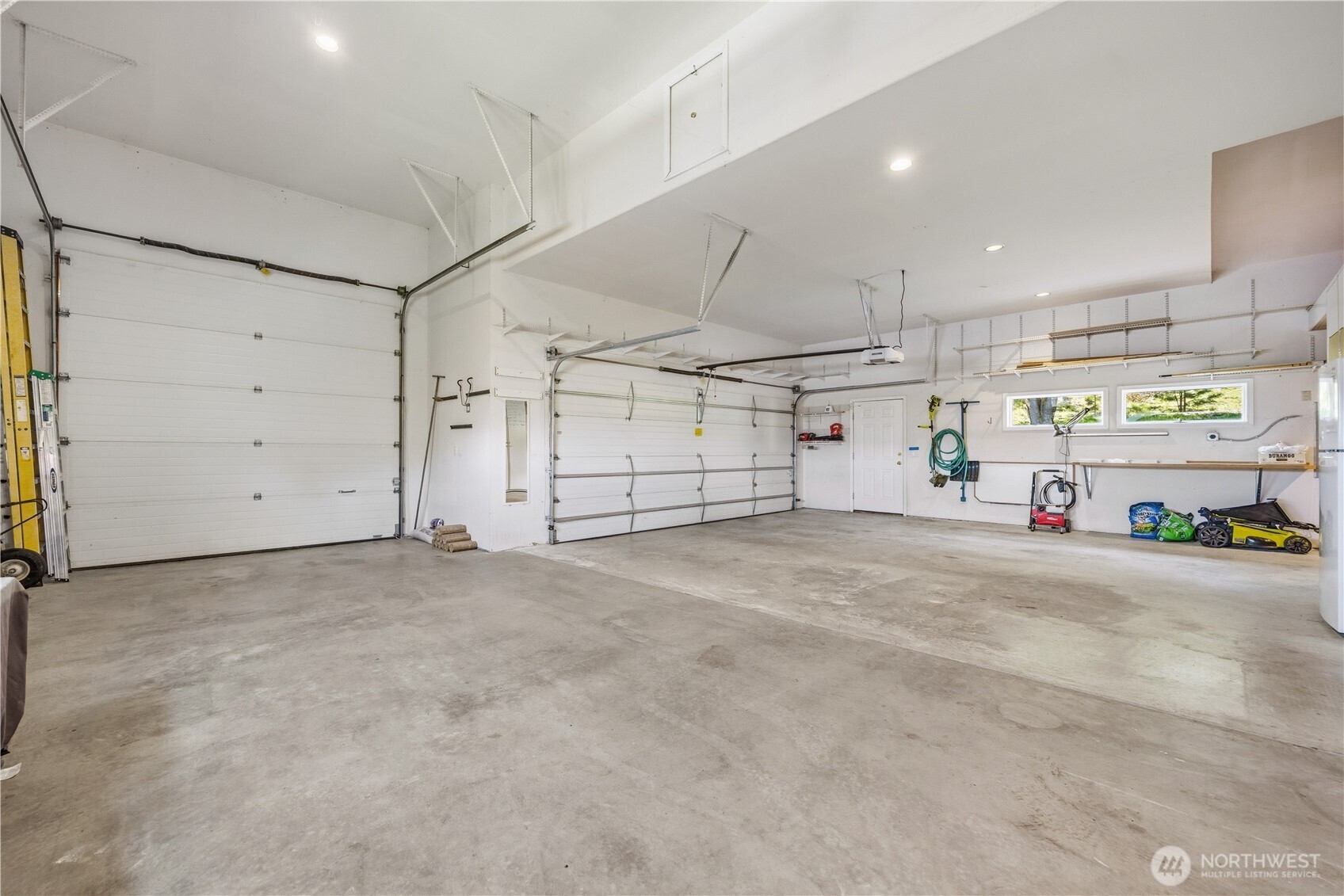 7420 Navarre Drive