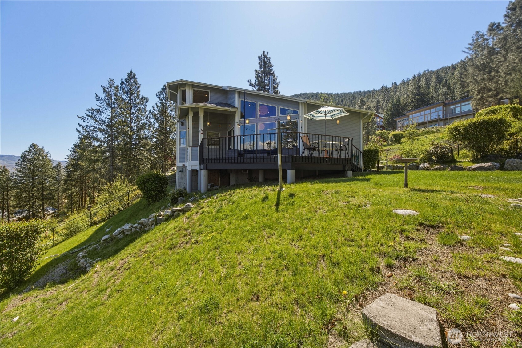 7420 Navarre Drive
