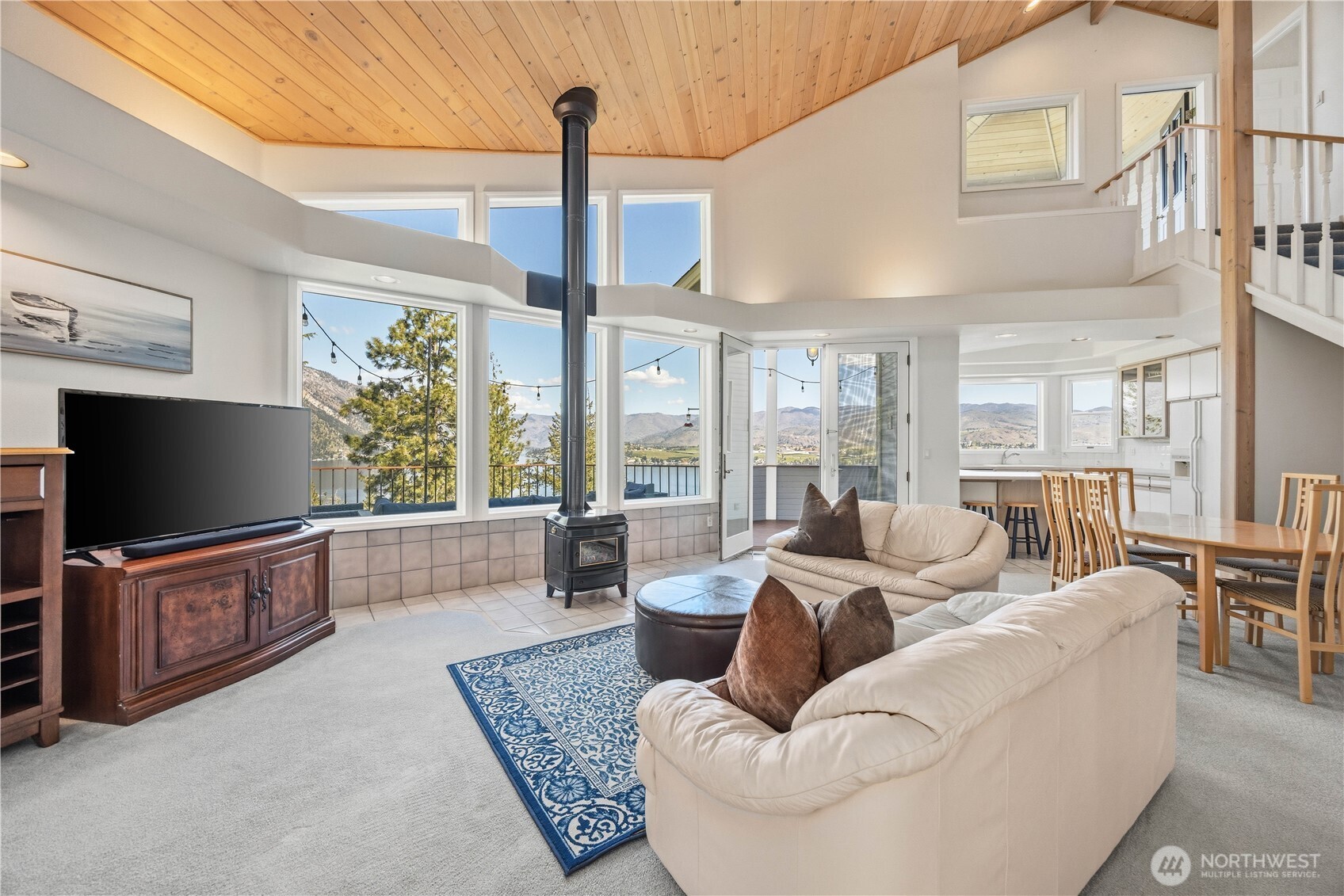 7420 Navarre Drive