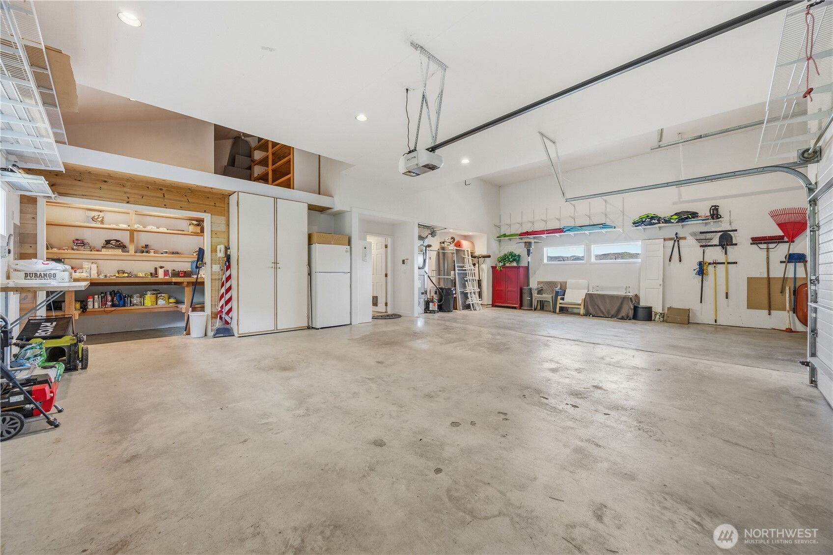7420 Navarre Drive