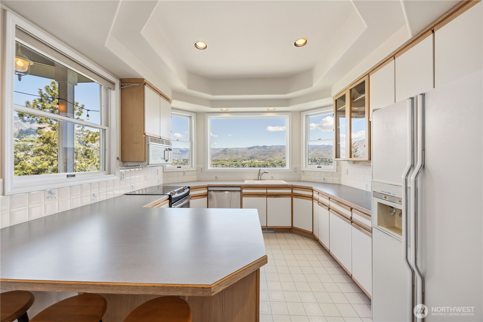 7420 Navarre Drive