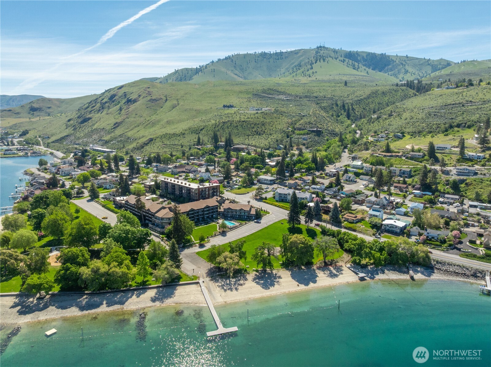 2307 W Woodin Avenue Unit: 1E