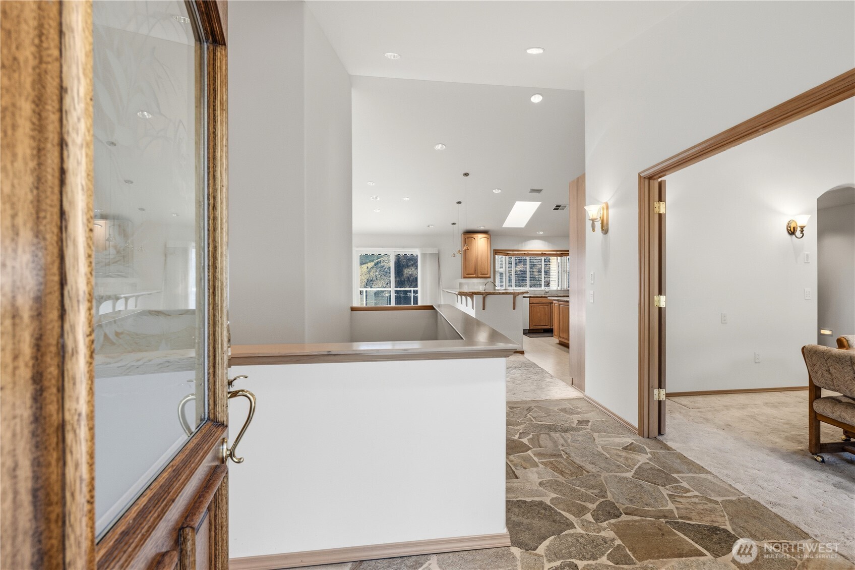 3035 Lakeshore Road