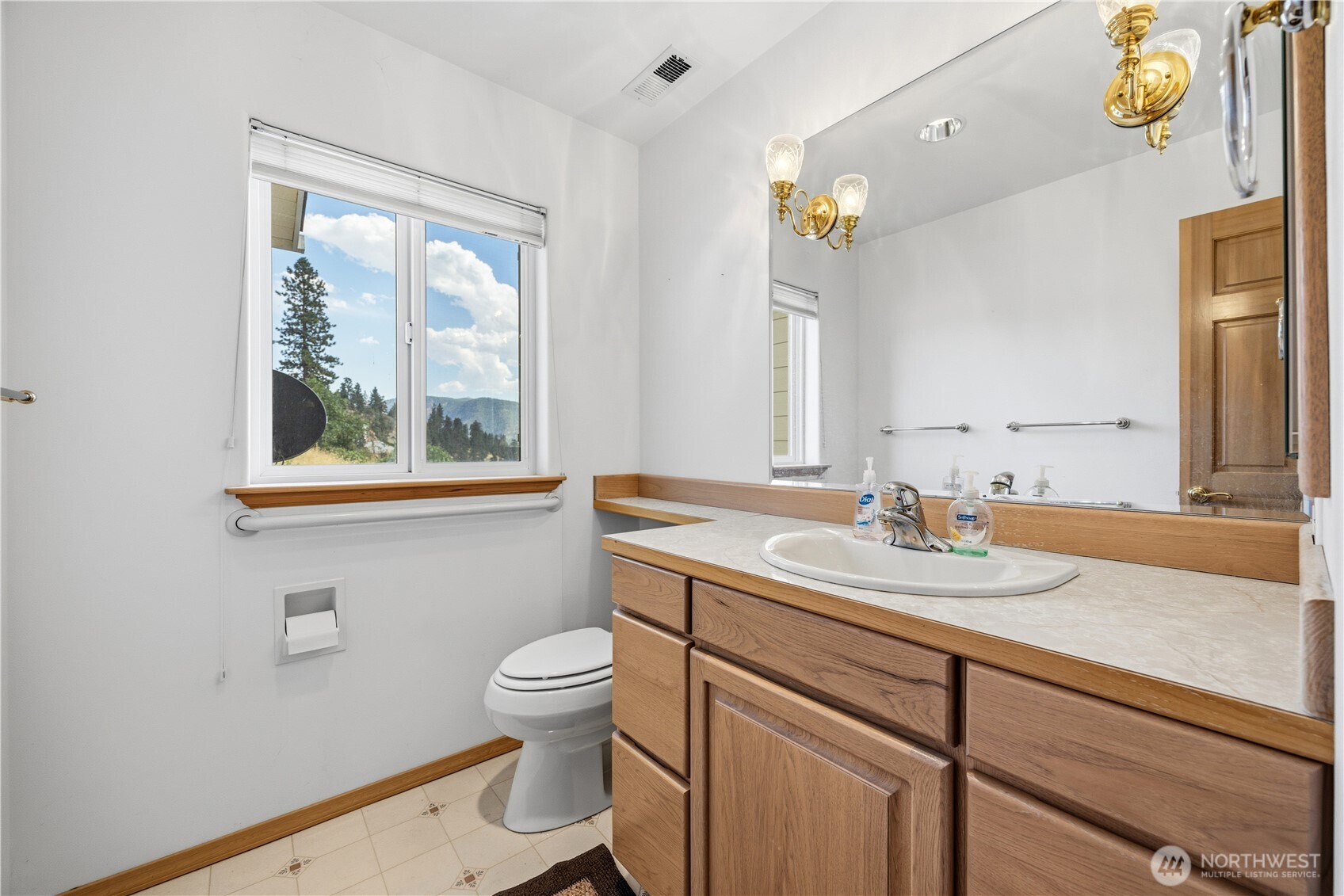 3035 Lakeshore Road